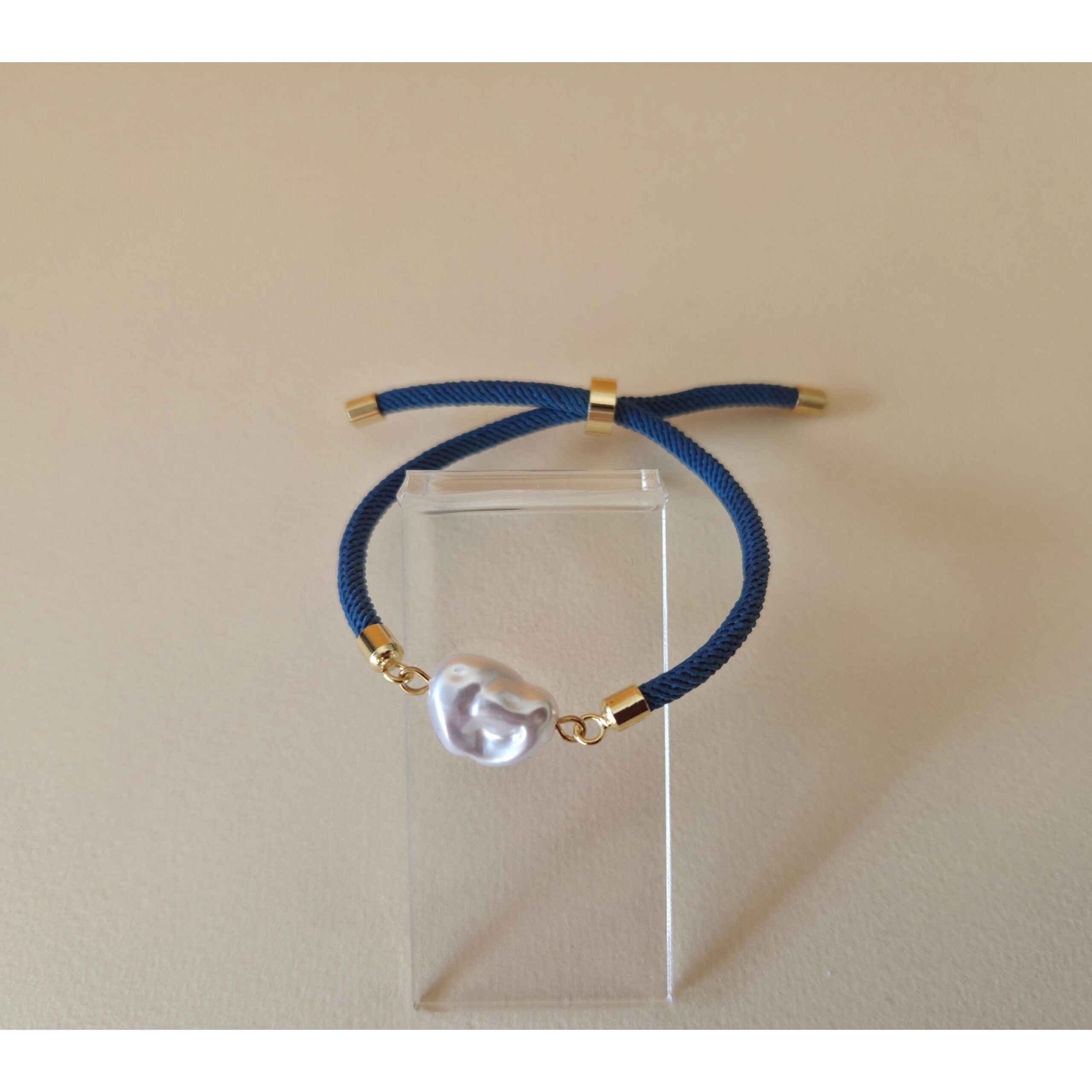 Bracelet perle nacrette blanc qualité premium irrésistible