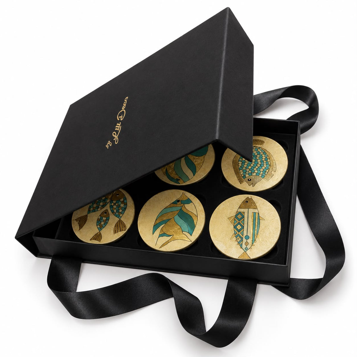 Coffret très élégant avec 6 sous-tasses artisanales à la feuille d’or