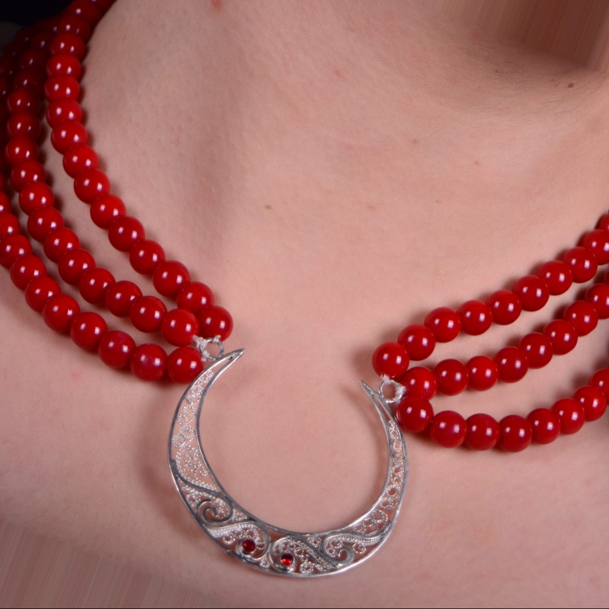 Handmade filigree silver necklace with fine hinge and red cubic zirconia