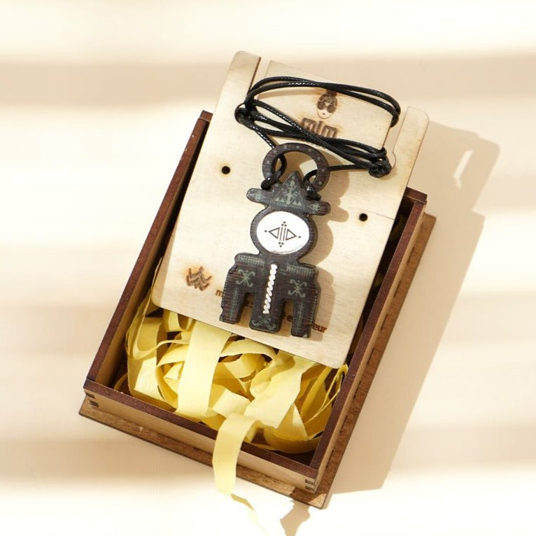 Collier berbère en bois wengé