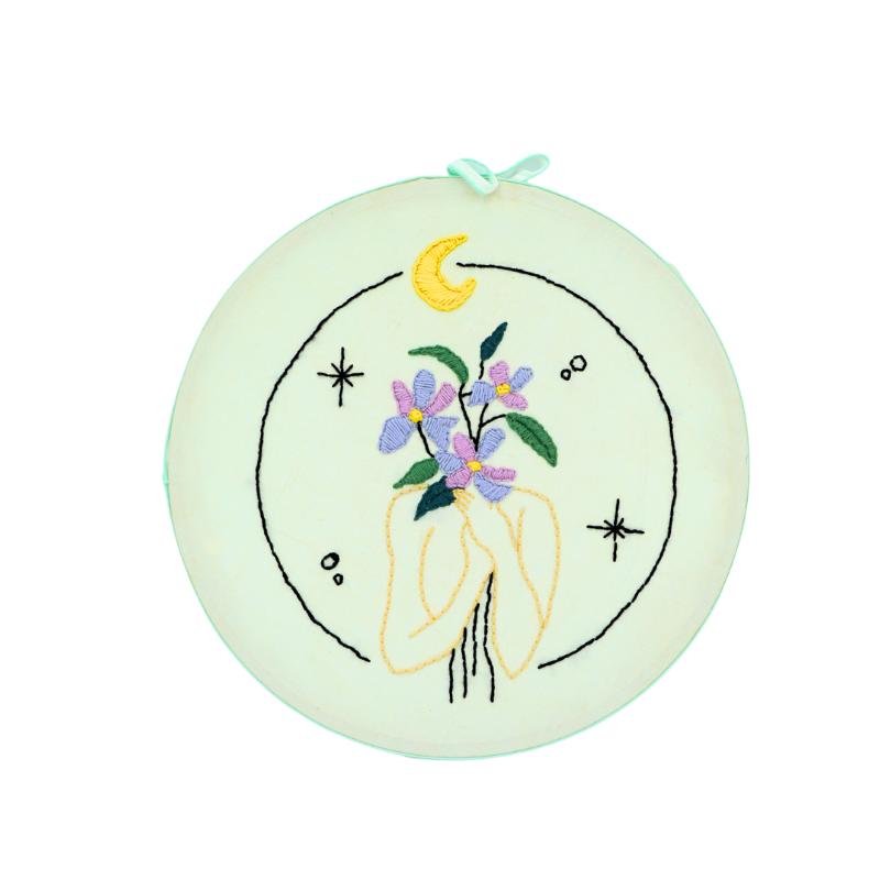 Handmade embroidery wall decoration "flowers of the moon"