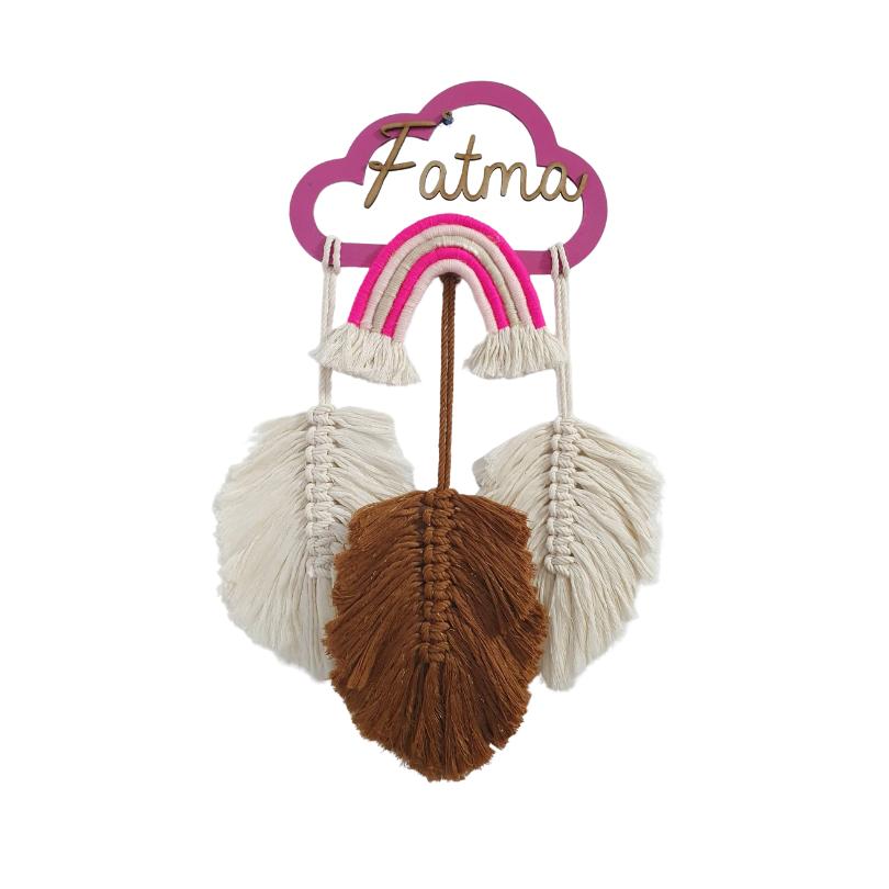 Décoration personnalisée en mdf et macramé suspendue pour chambre enfant ou bébé.