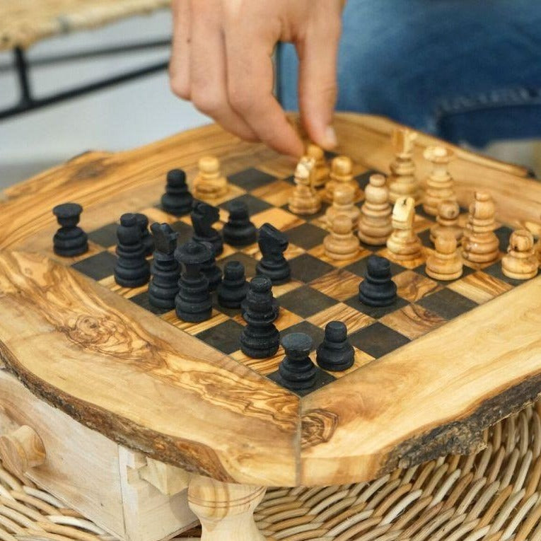 Chess Games With Feet And Drawers With Pawns