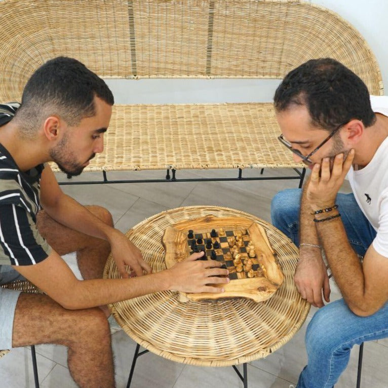 Chess Games With Feet And Drawers With Pawns