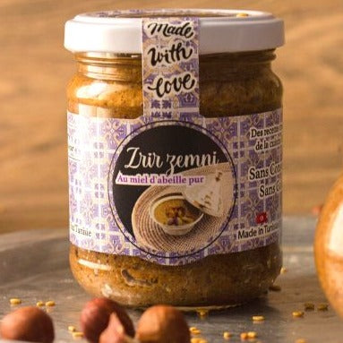 زرير زمني، مزيج من البندق مع السمسم والعسل