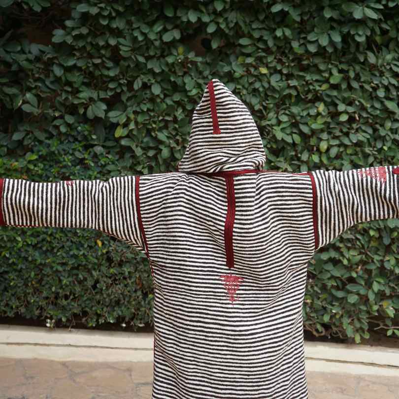 Unisex Berber jacket in 100% natural wool, Warm hooded coat, embroidered hand-woven jacket, vintage and artisanal jacket