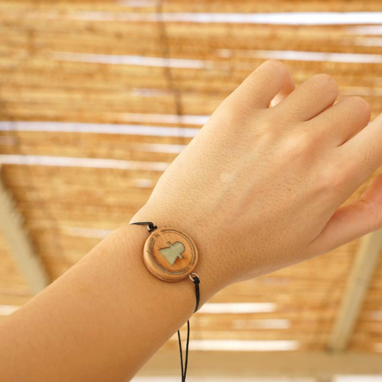 Bracelet berbère en bois de noyer - artisanat Tunisien fait main | ILEYCOM