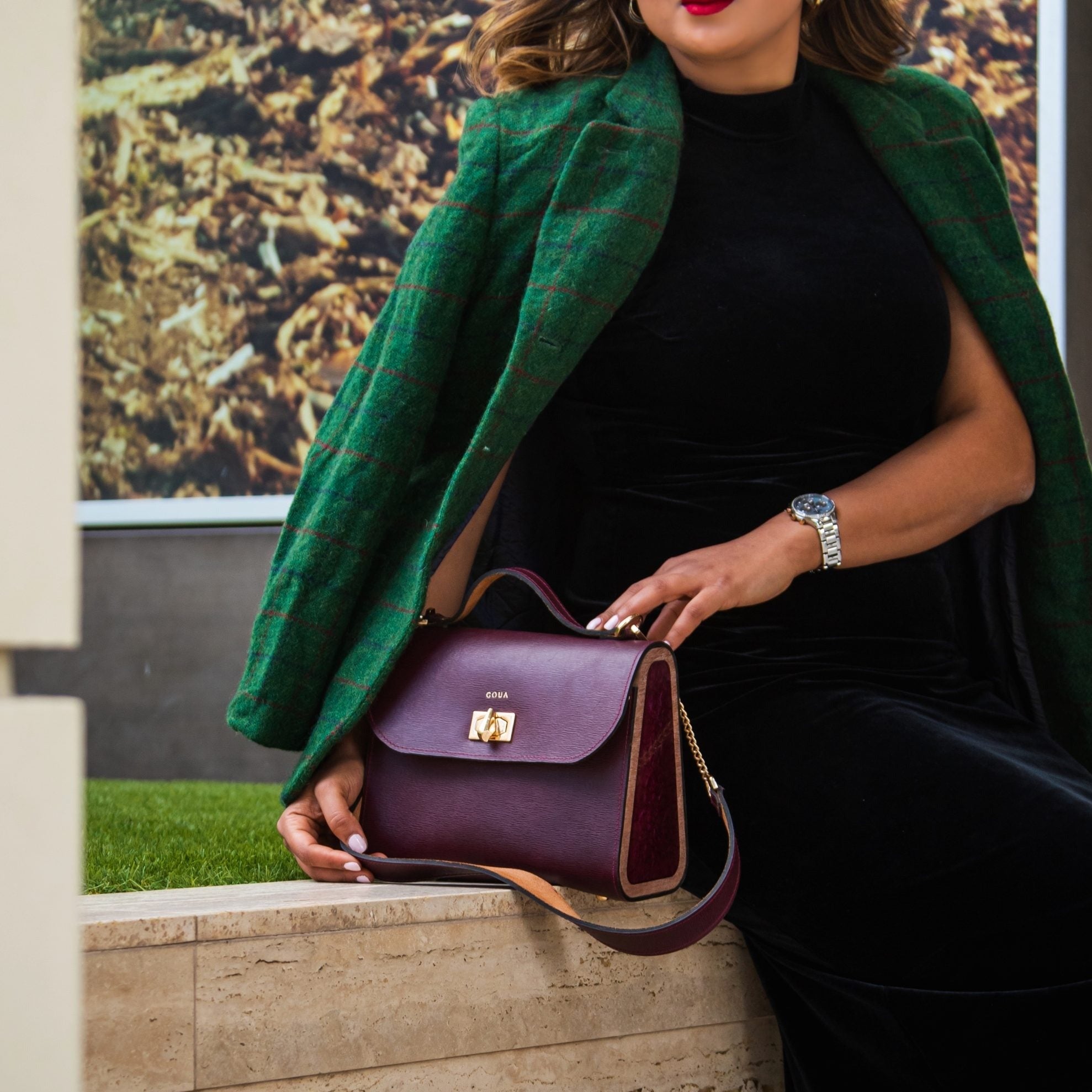 Sac à main rouge bordeaux "Sangria" en véritable cuir et bois d'acajou - artisanat Tunisien fait main | ILEYCOM