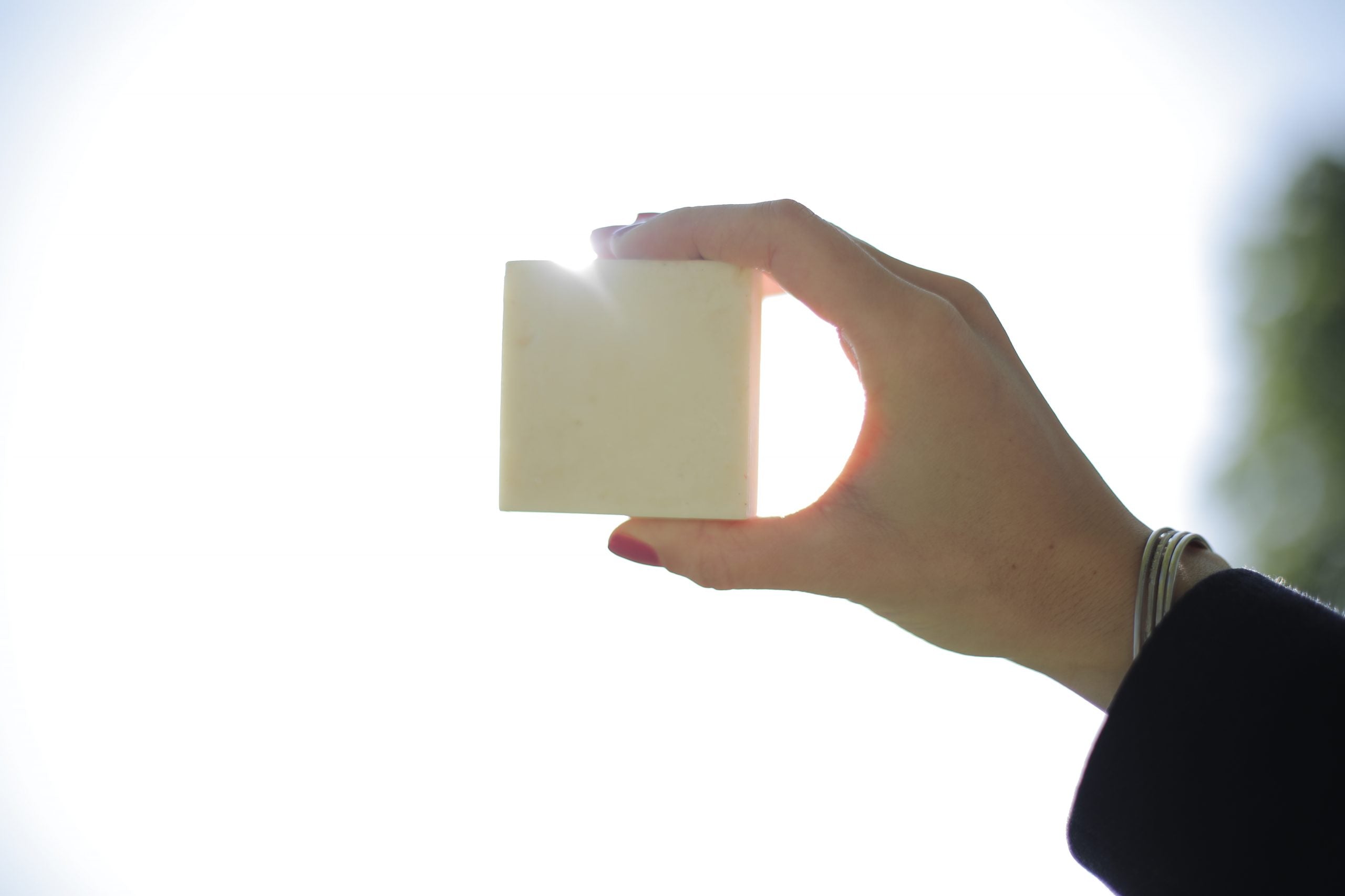 Savon Artisanal à L’eau De Géranium - artisanat Tunisien fait main | ILEYCOM
