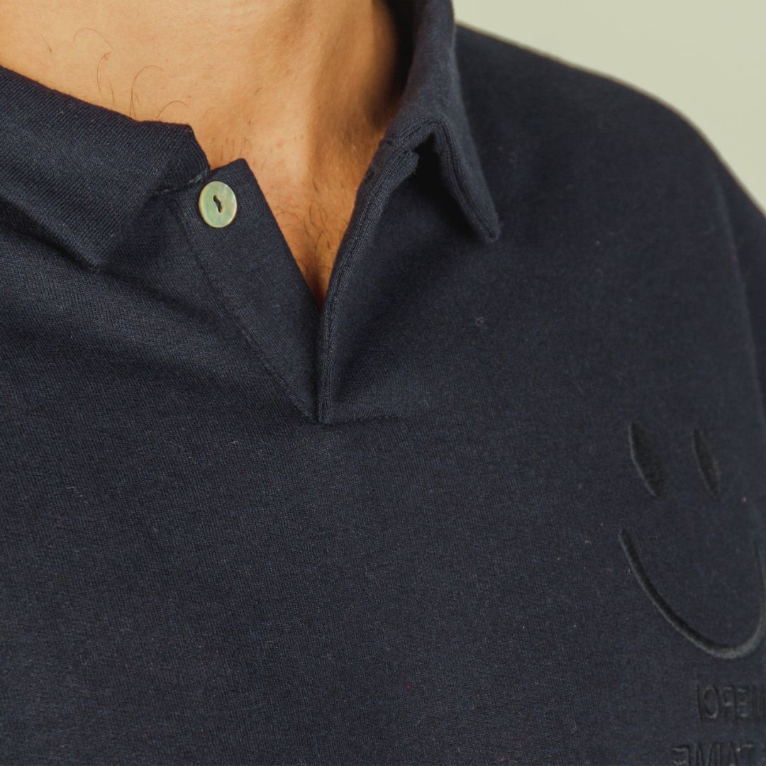 Sweat-Polo loose fit unisexe « Merci Je t'aime » avec détails en wax sur le dos