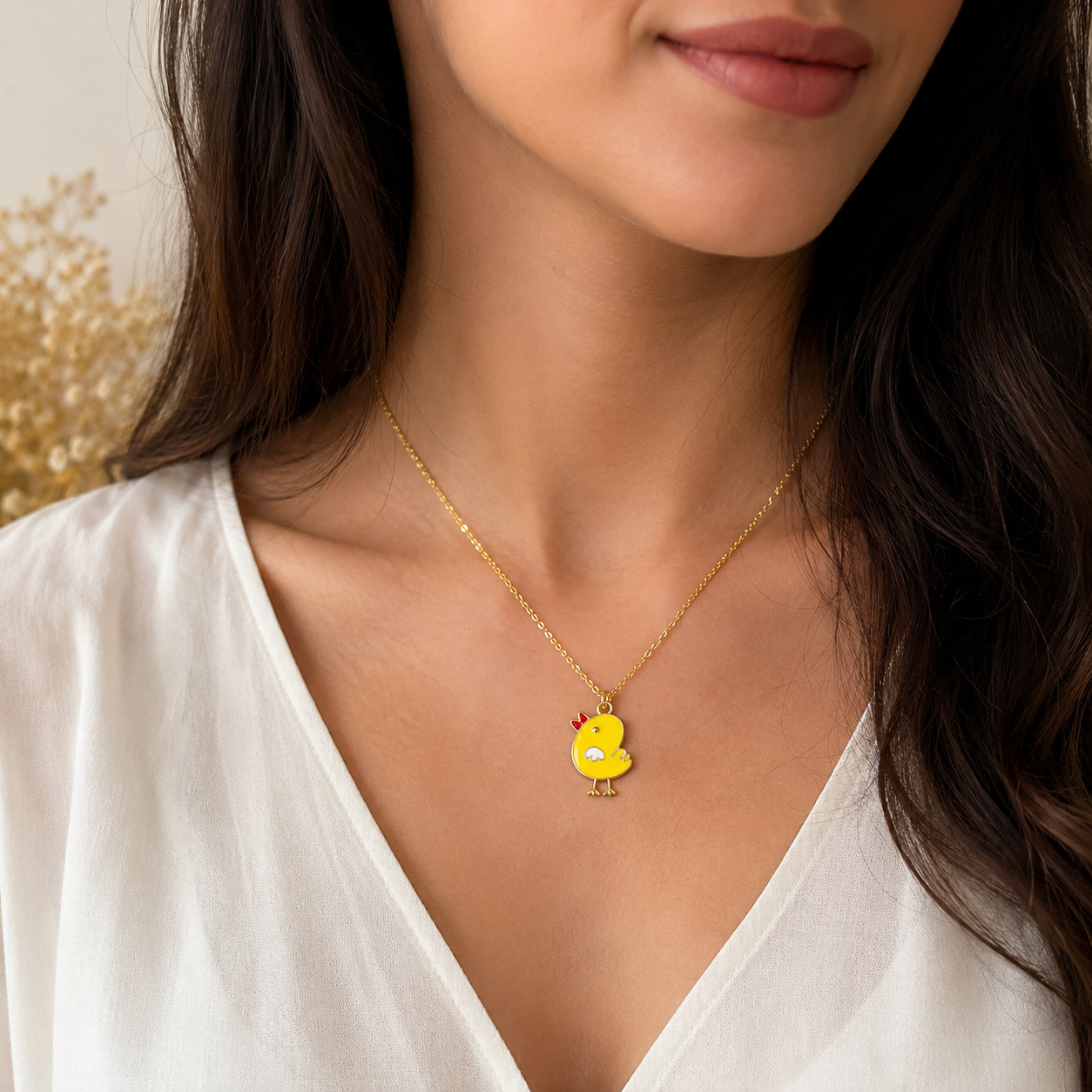 Collier poussin élégant pour un style unique et irrésistible