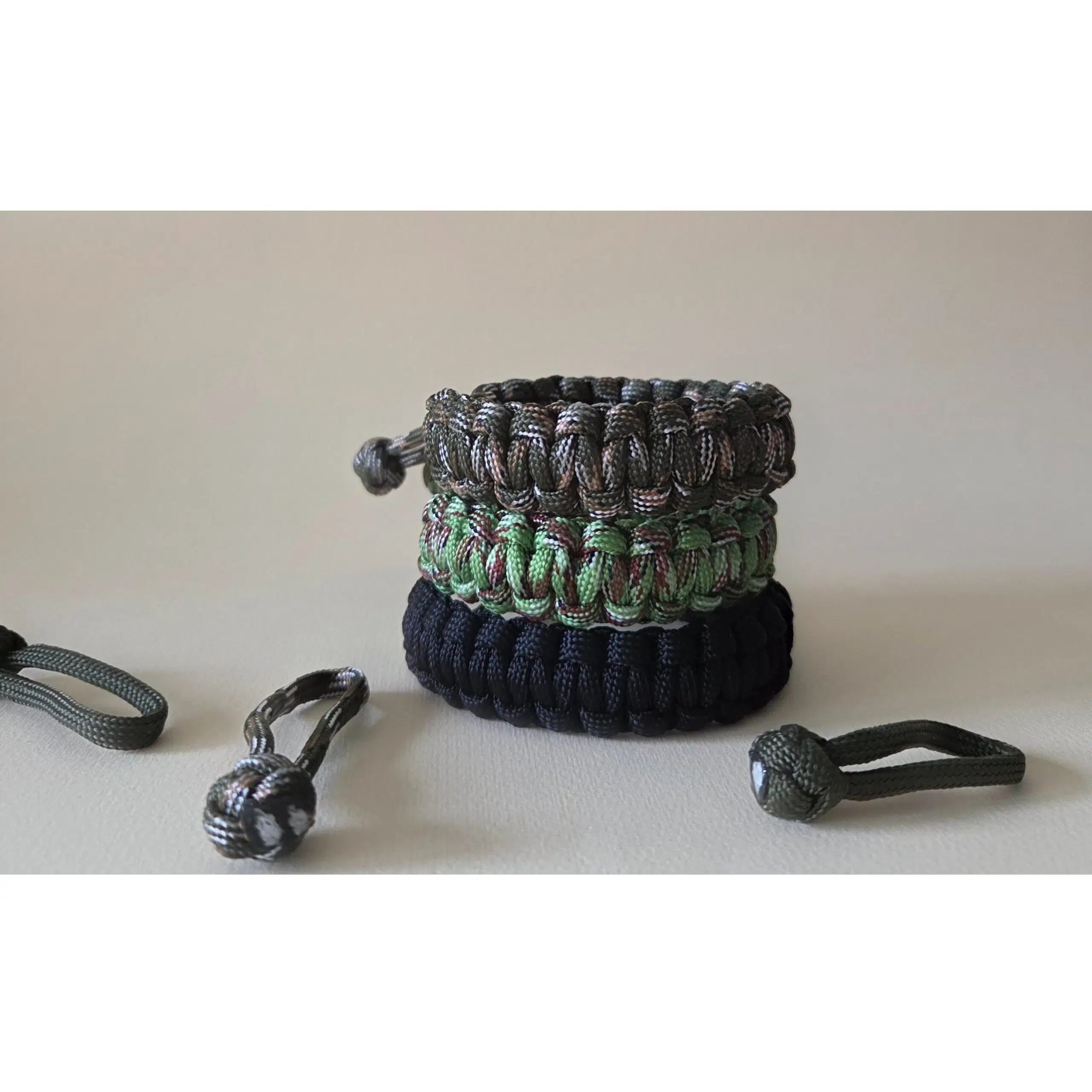 Bracelet paracorde robuste pour aventuriers