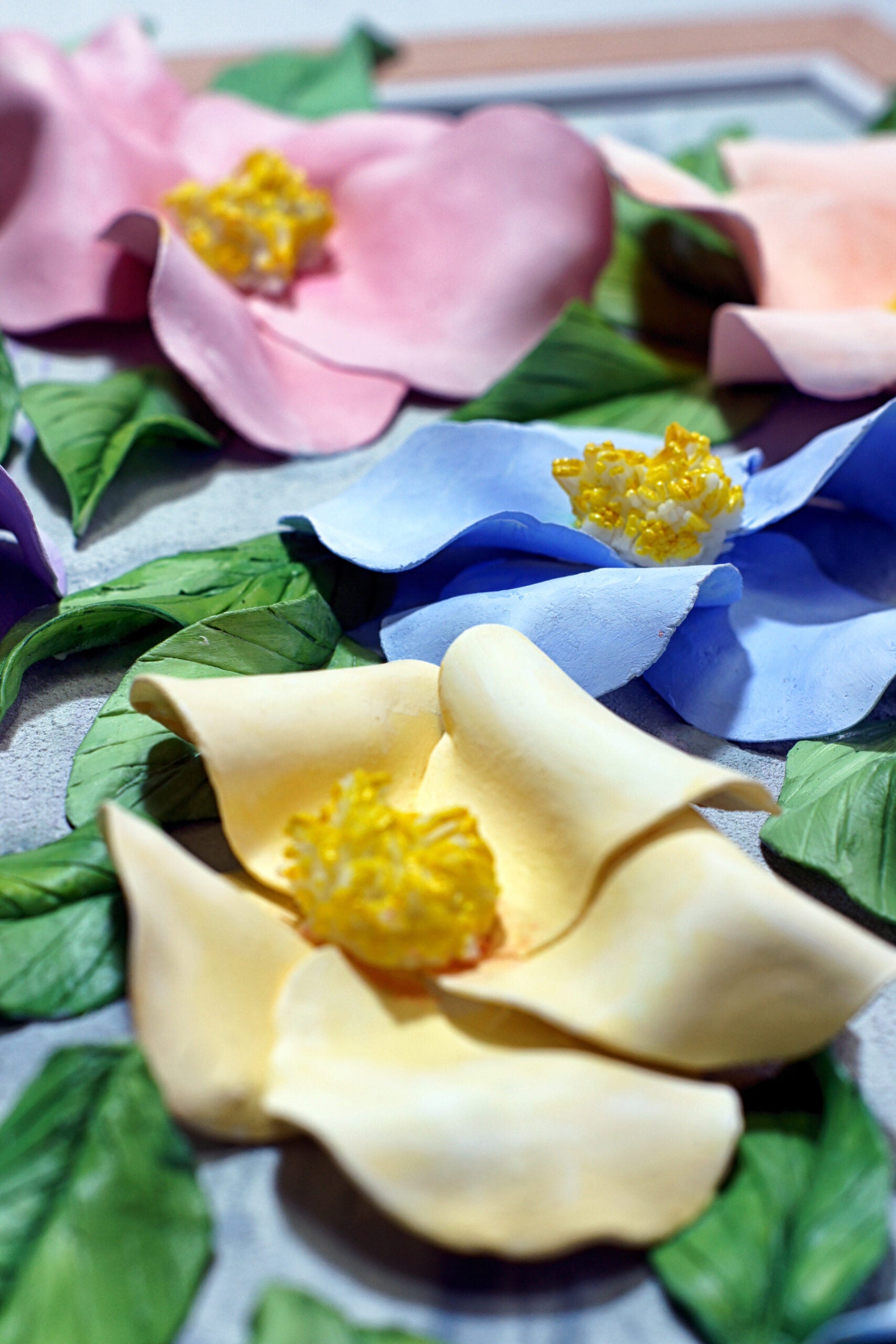 Fleurs 3D : L'Art Floral Sculpté pour Éclairer Votre Intérieur