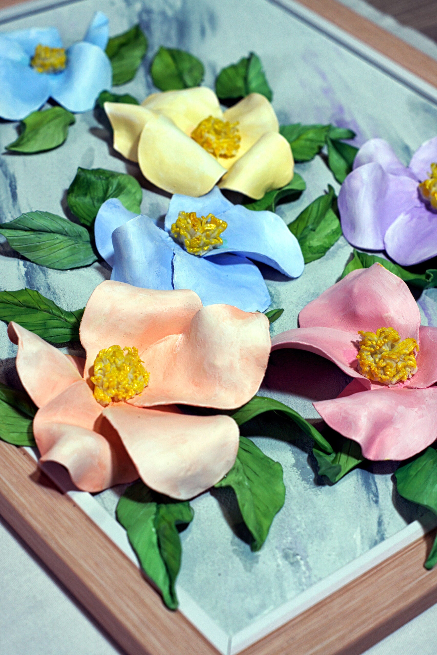 Fleurs 3D : L'Art Floral Sculpté pour Éclairer Votre Intérieur