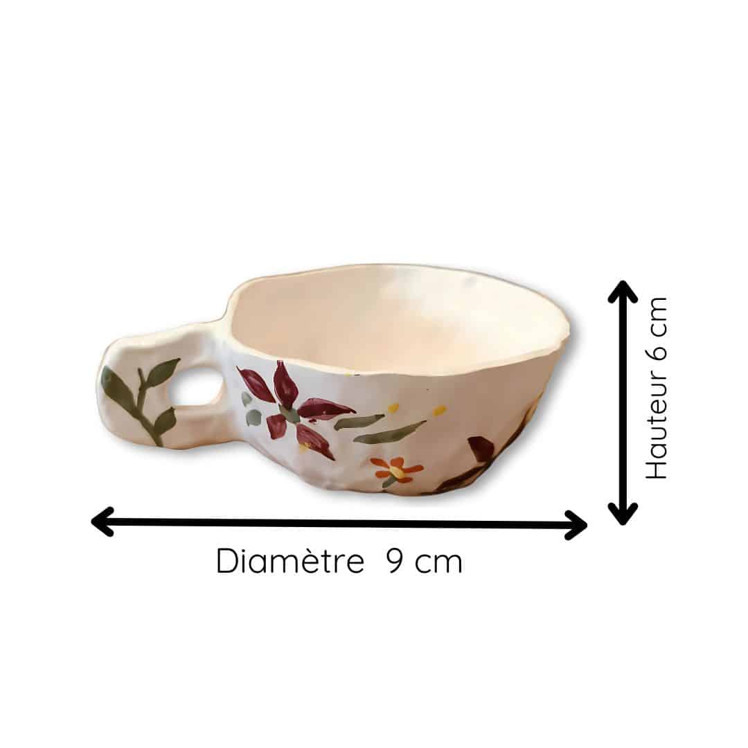 Tasse céramique avec motifs floraux peints à la main (9 x 6 cm)