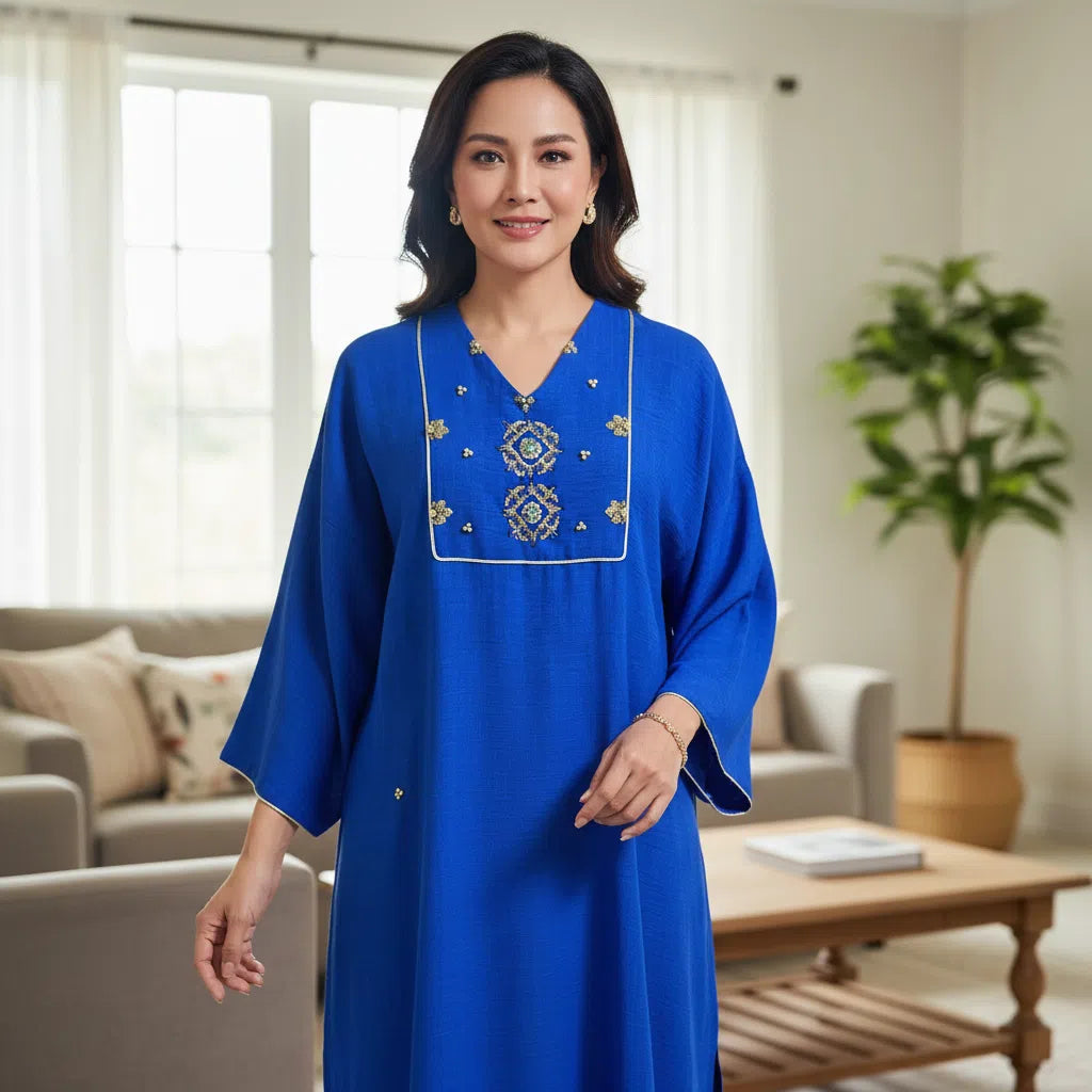 Kurta Bleue Royale avec Broderie Dorée Éclatante