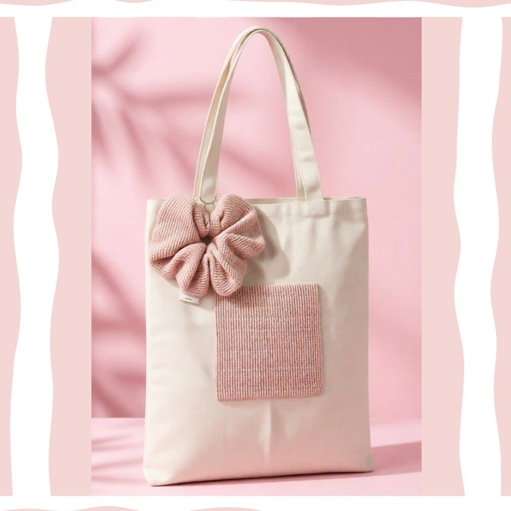 Totebag rose original en tissu 100% naturel accompagné d'un porte-clés scrunchie