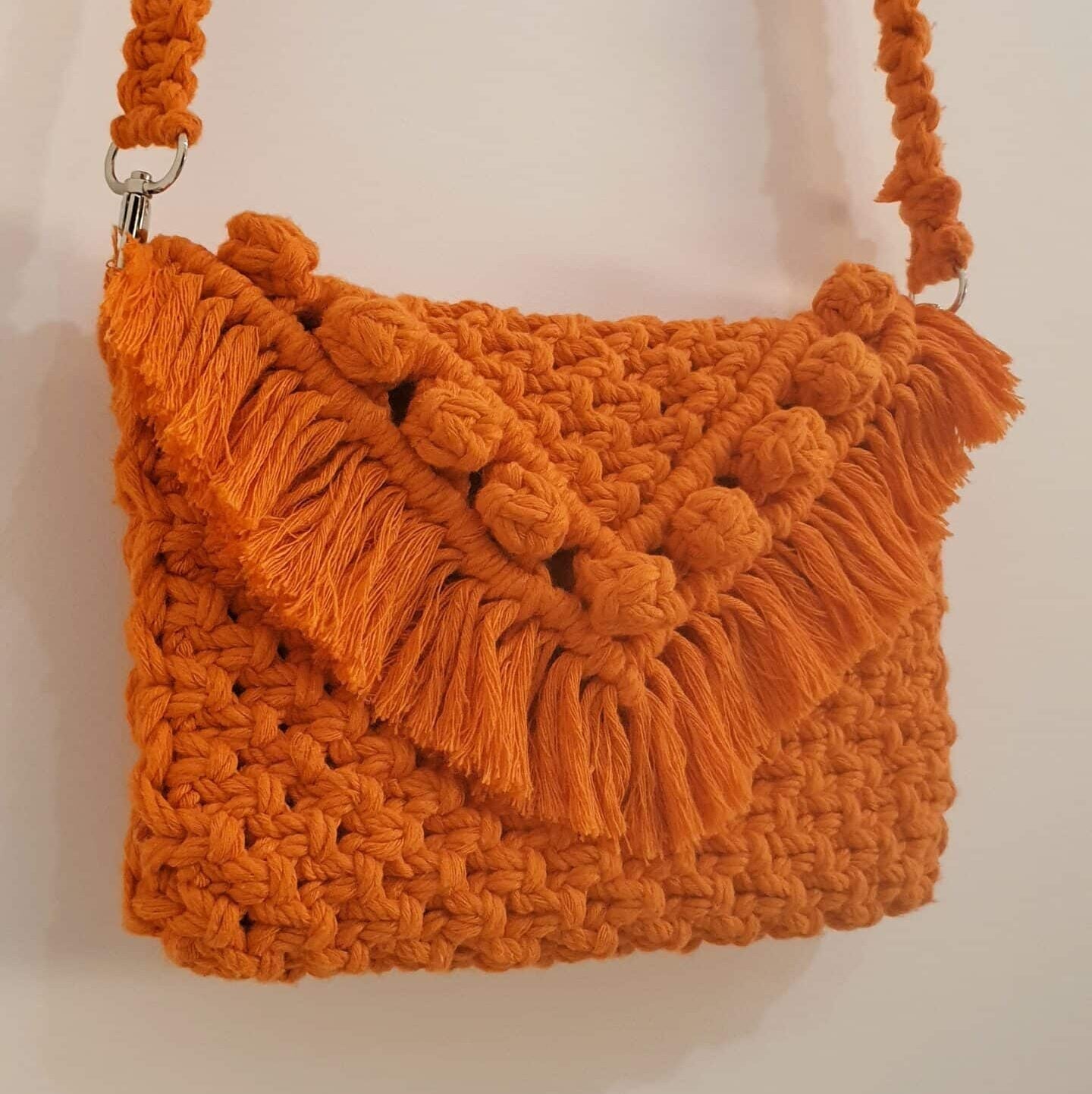 Pochette bandoulière au crochet fait-main