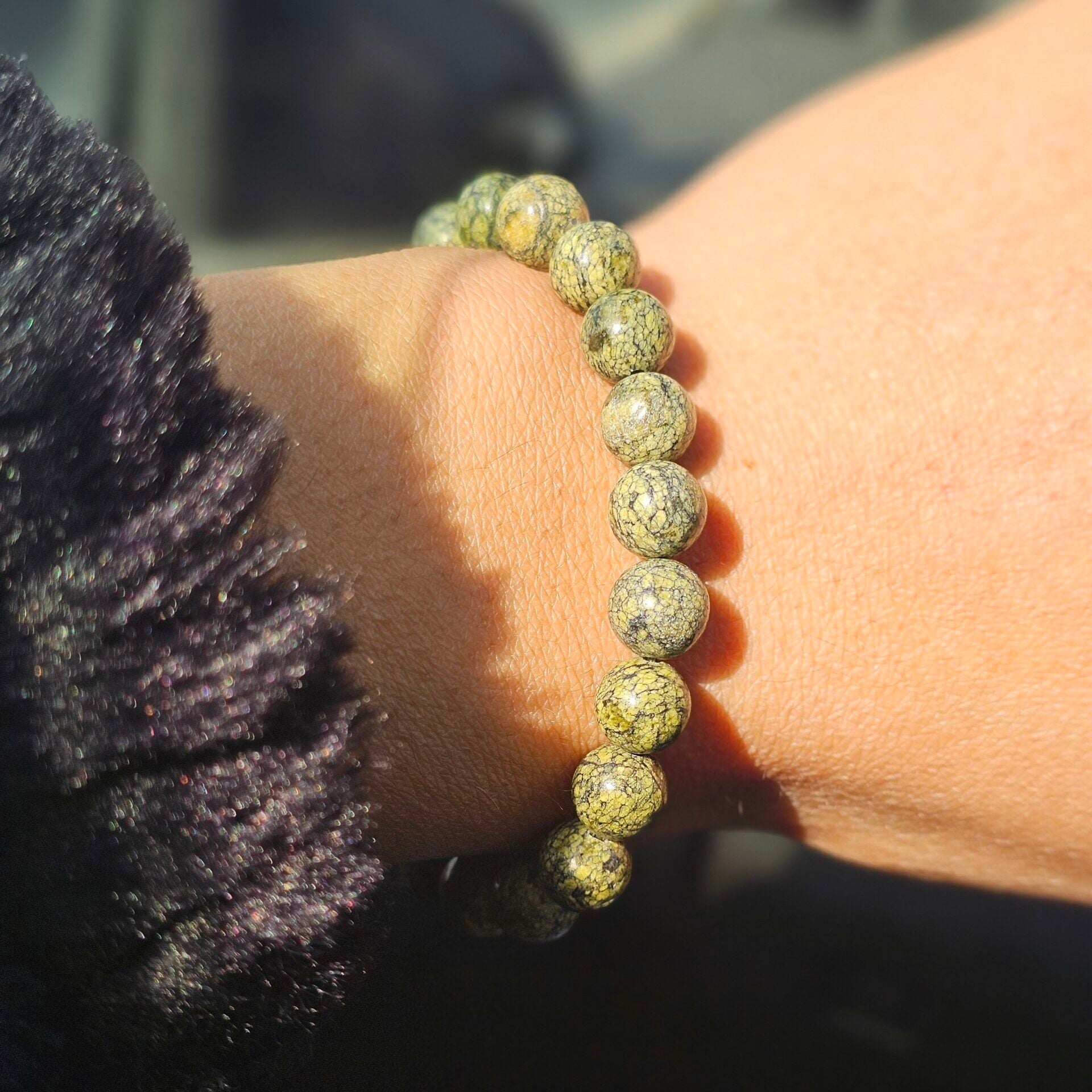 Bracelet élastique en Serpentine (17 à 19 cm)
