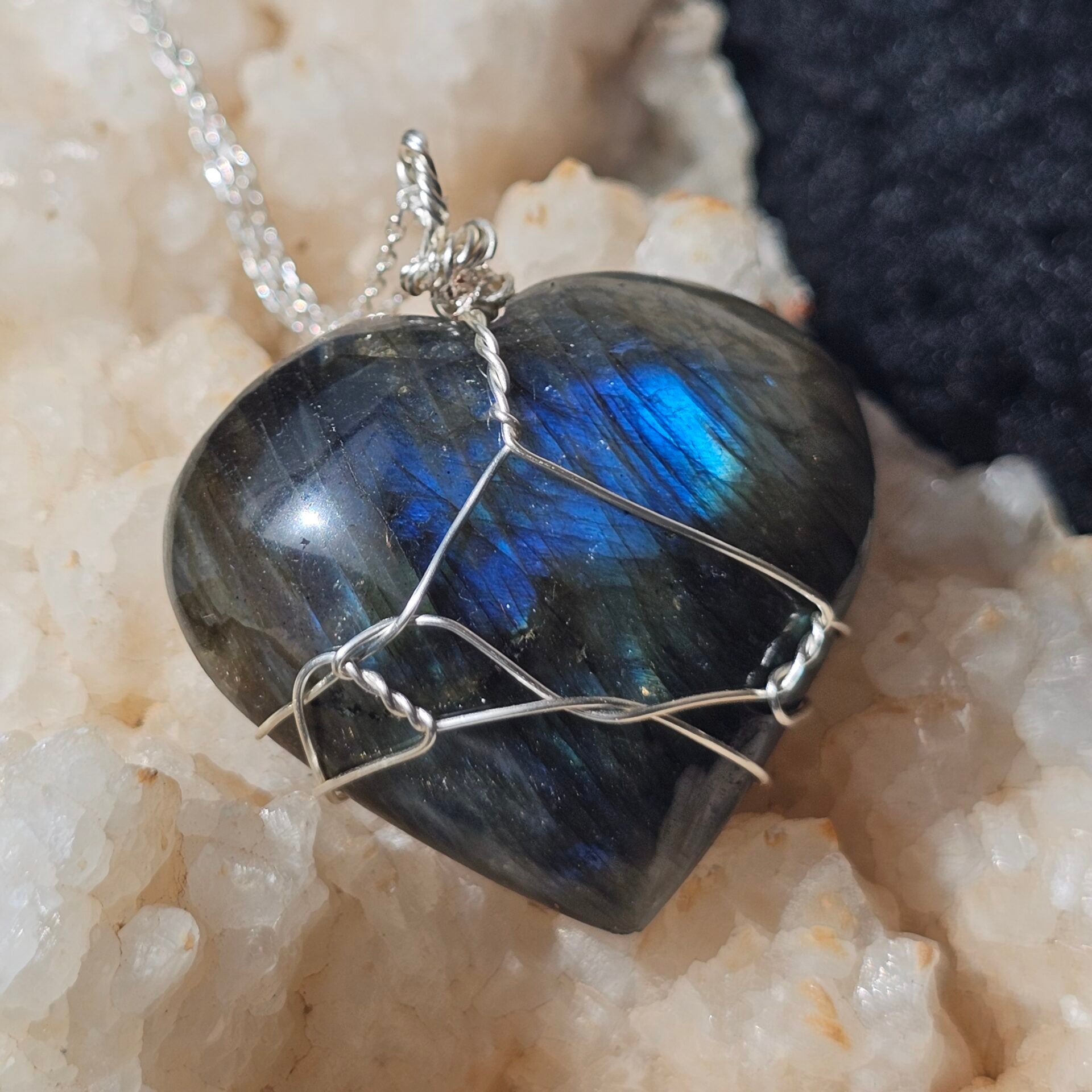 Collier Labradorite Cœur en Argent 925 - Élégance Mystique