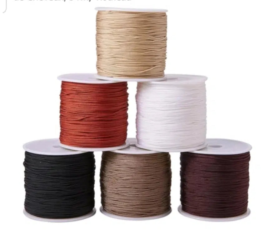 Bracelet fait main en micromacramé avec pierre œil de tigre chic