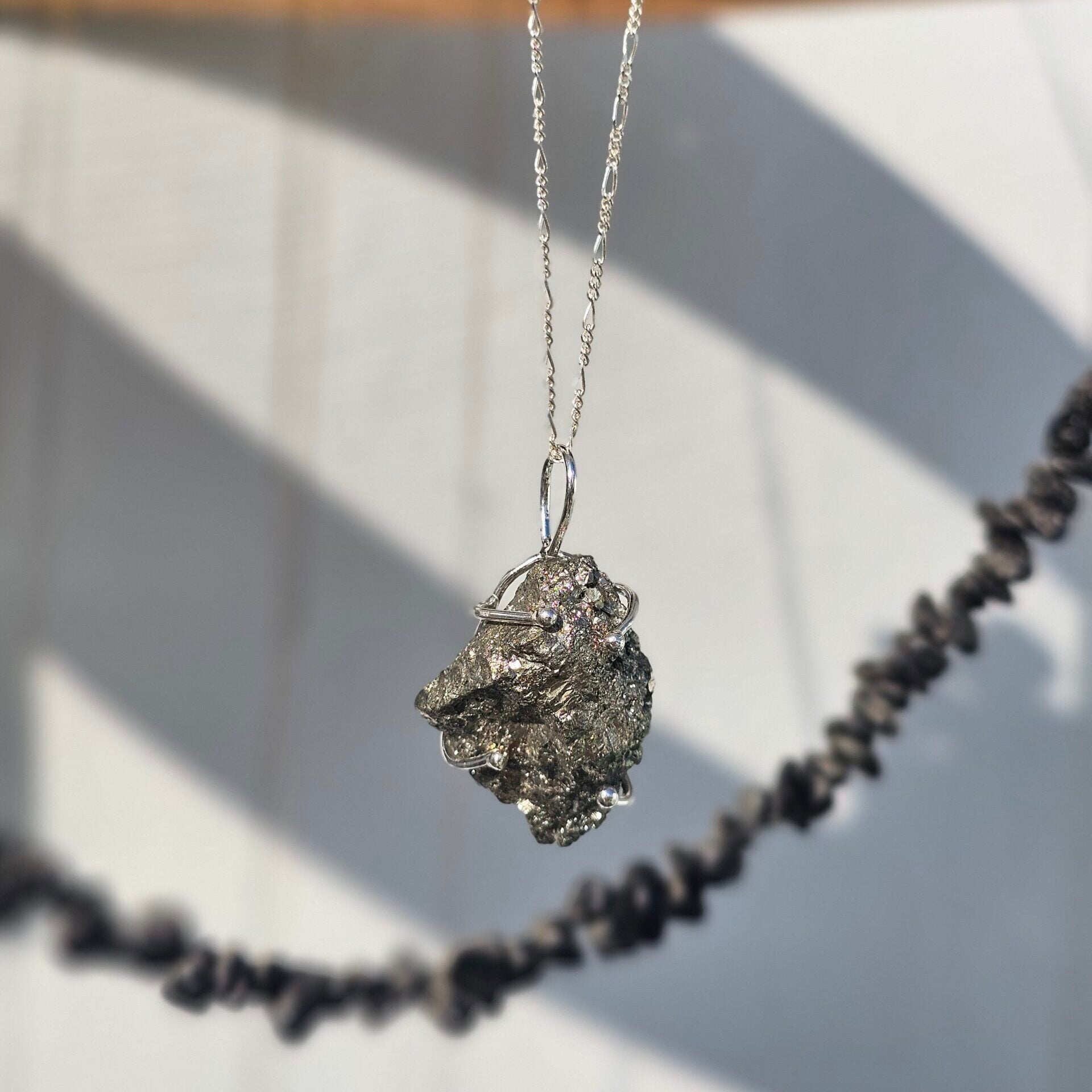 Collier en argent 925 avec pendentif de Pyrite brute naturel