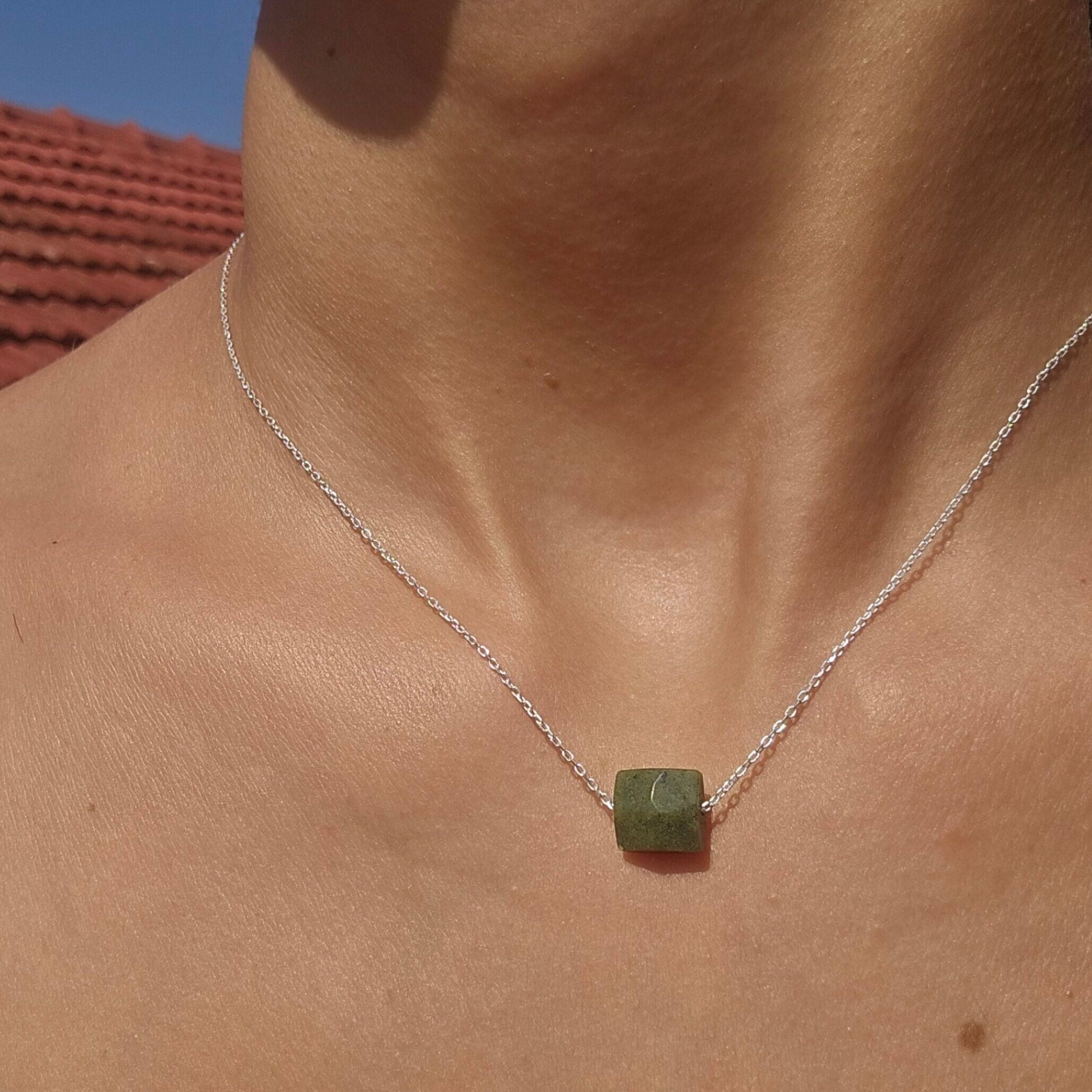 Collier Argent 925 Jade Vert Carré - Élégance Artisanale