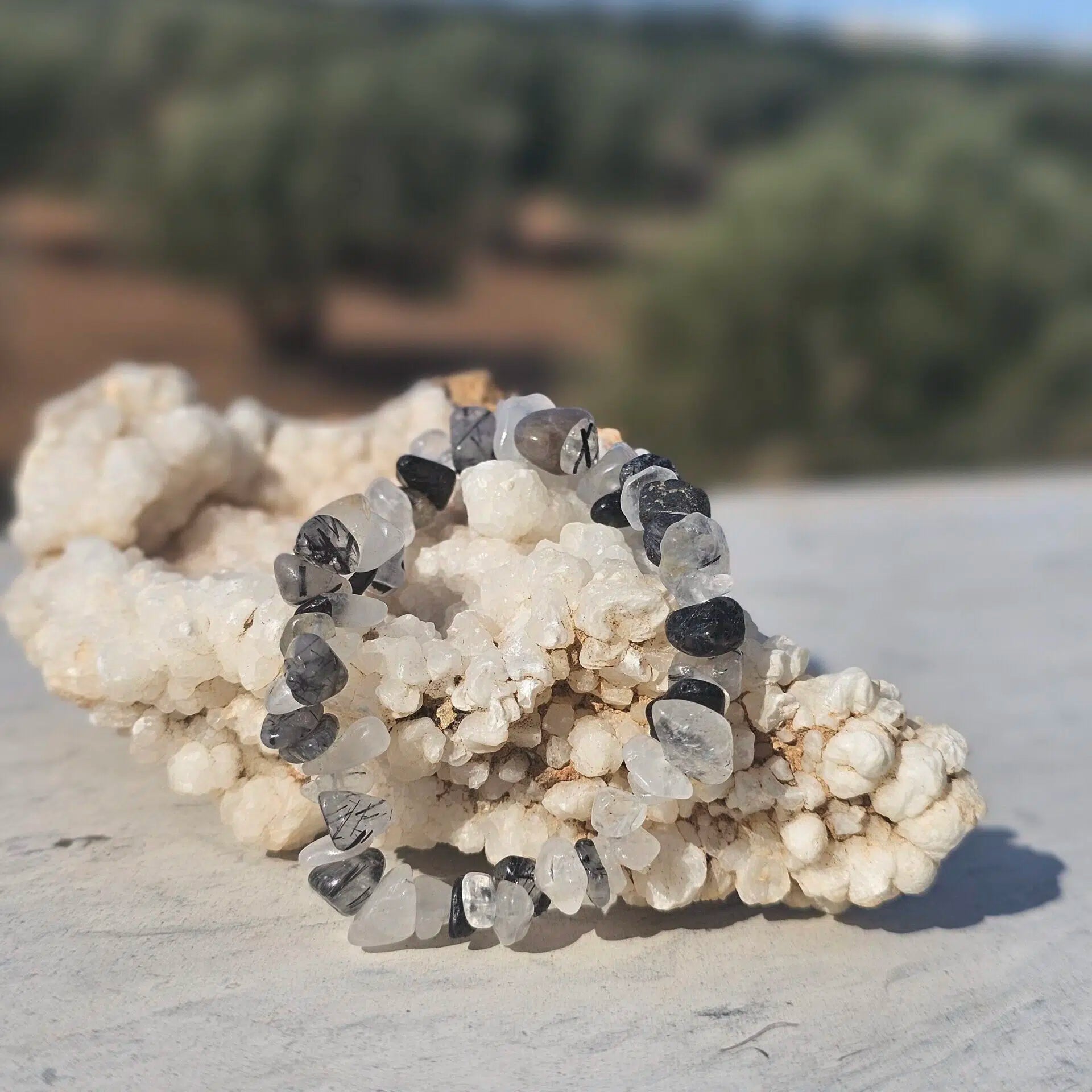 Bracelet en Quartz Rutile Noir - Élégance Bohème et Protection