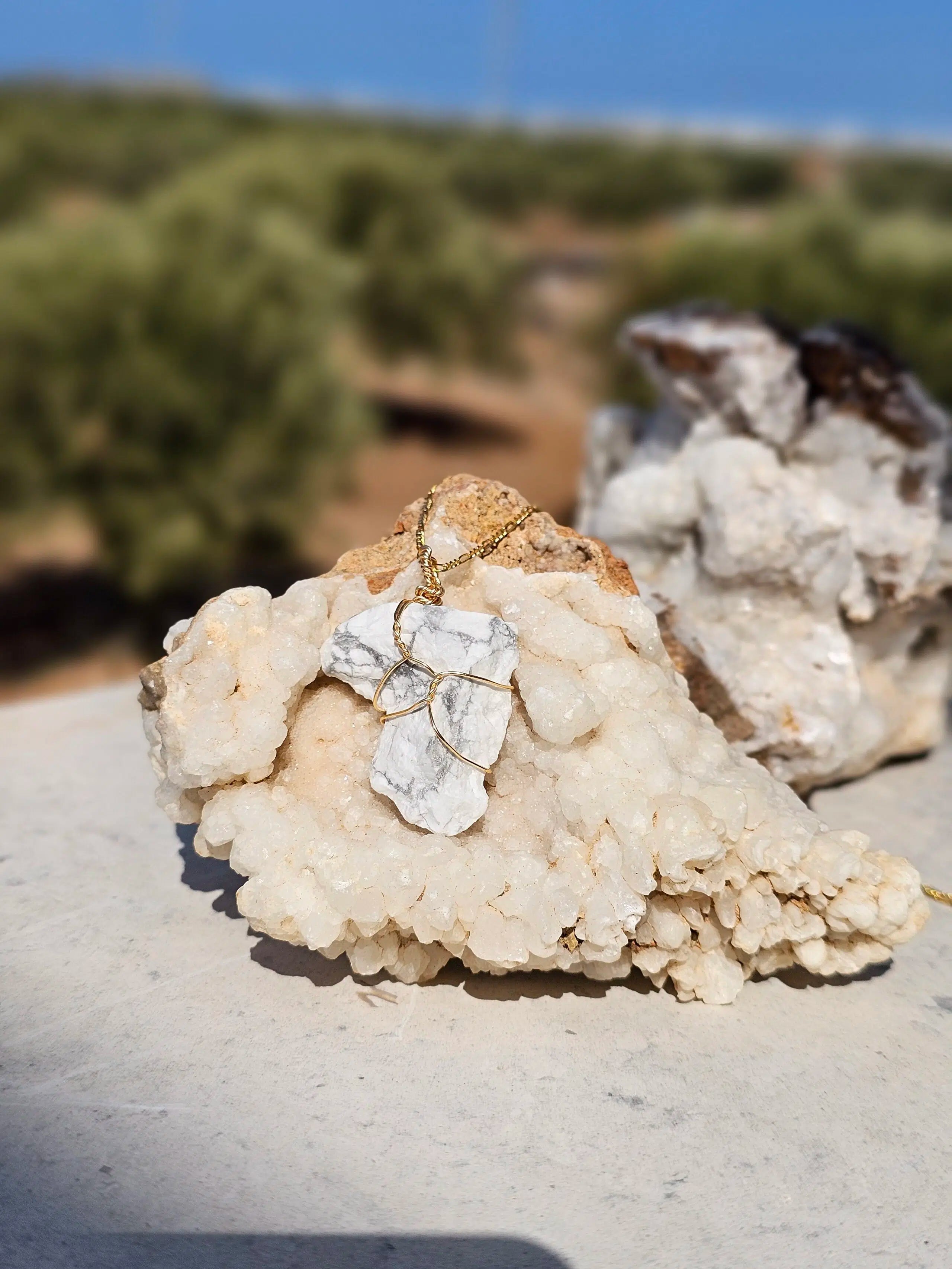 Collier Argent 925 Plaqué Or Pendentif Howlite - Élégance Naturelle