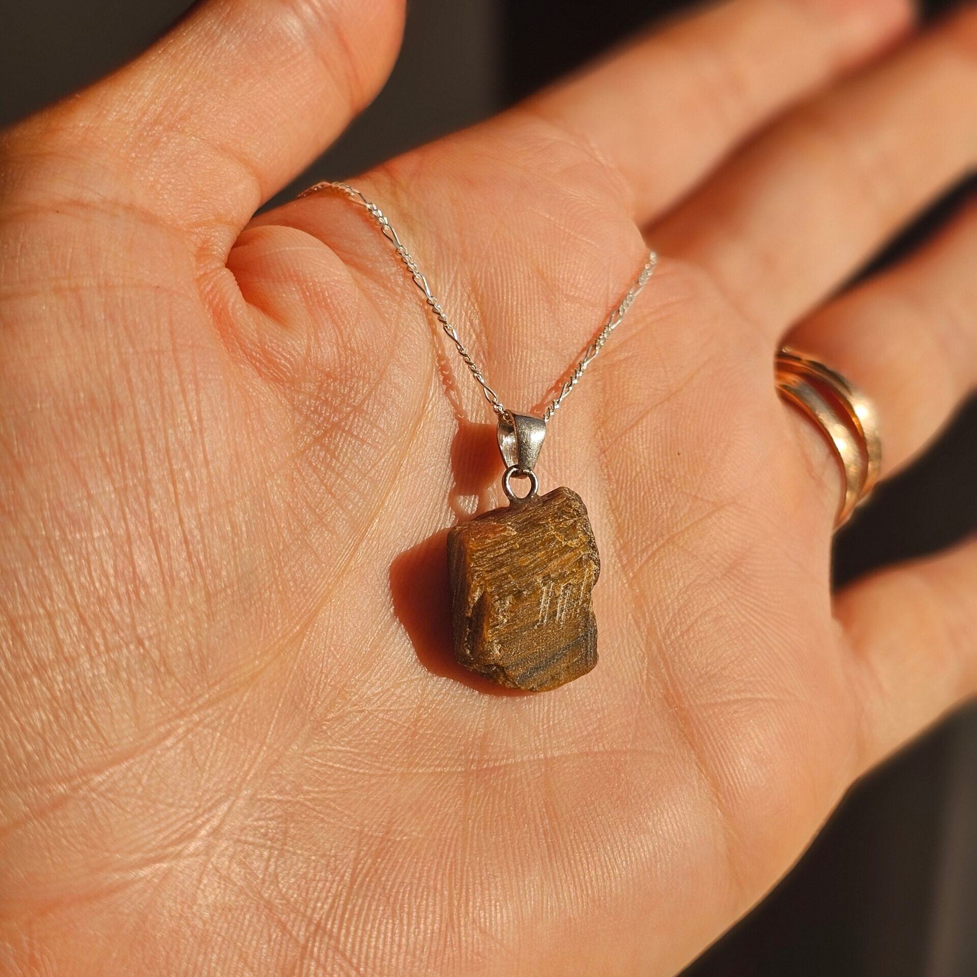 Collier Pendentif Œil de Tigre Brut Argent 925 - Équilibre Énergétique