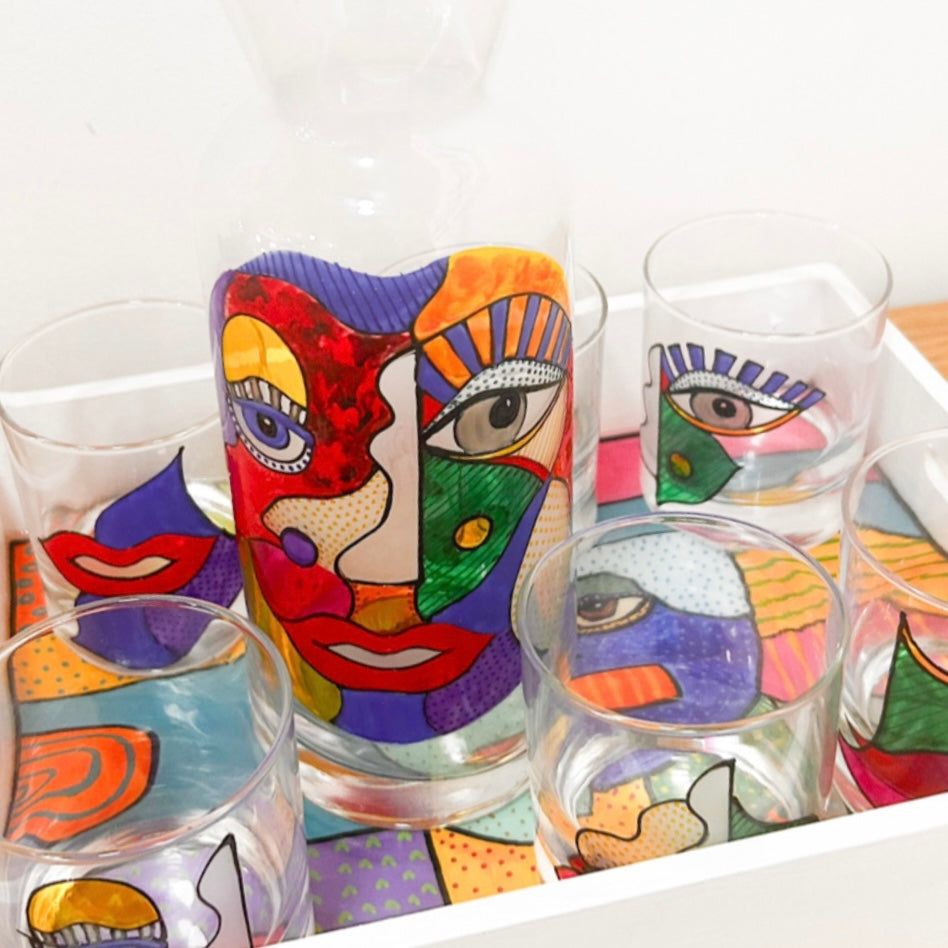 Set de 6 Verres et carafe Colorés - Visages Cubistes Modernes