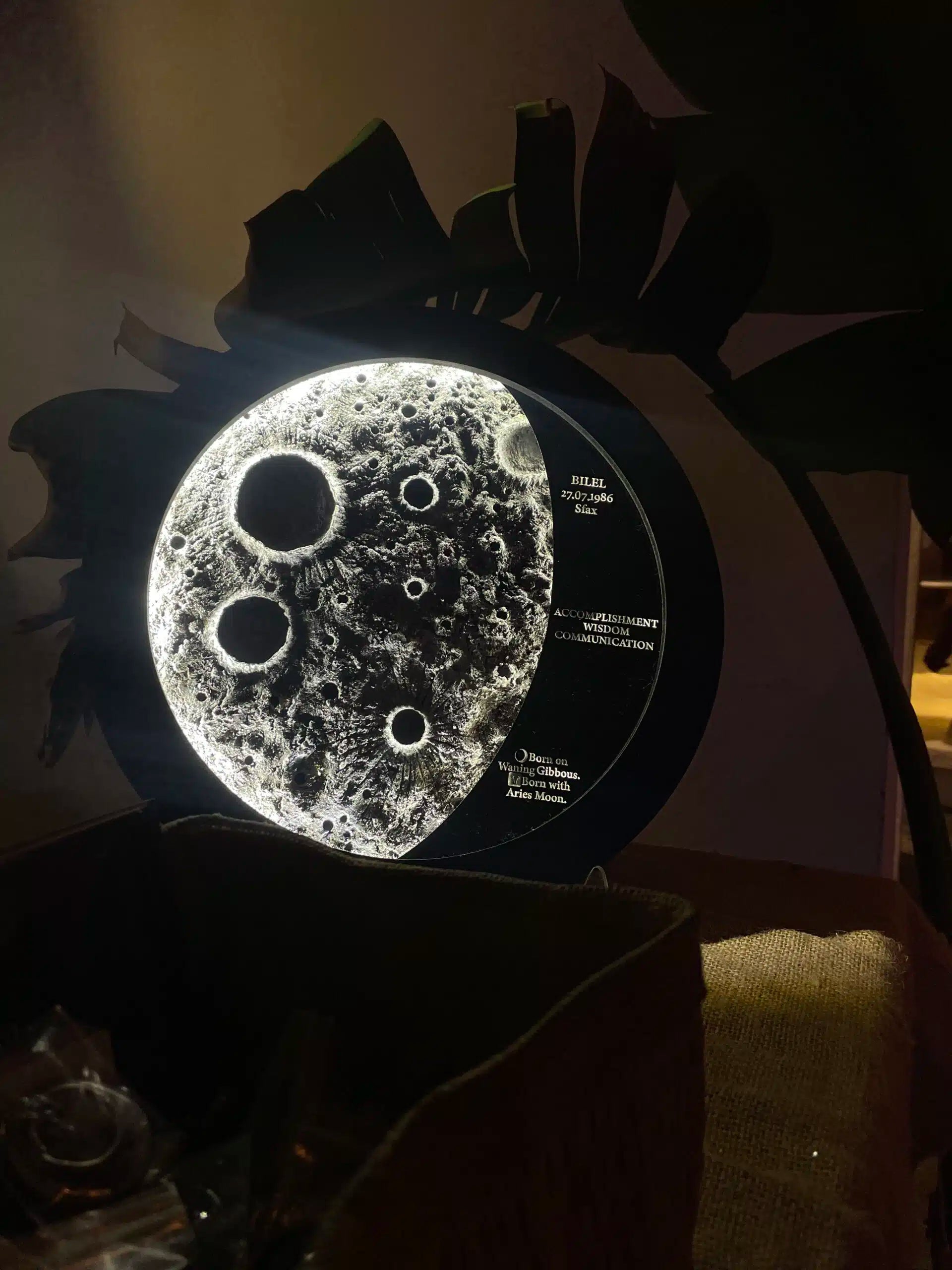Lampe "My Moon" personnalisée avec phase lunaire exacte de votre choix (35 cm)