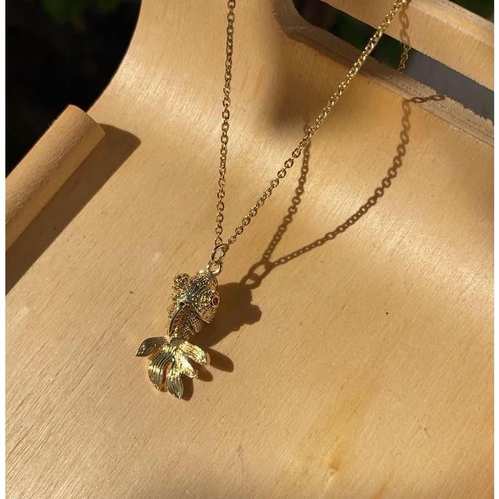 Collier poisson élégant taille M L pour un look irrésistible