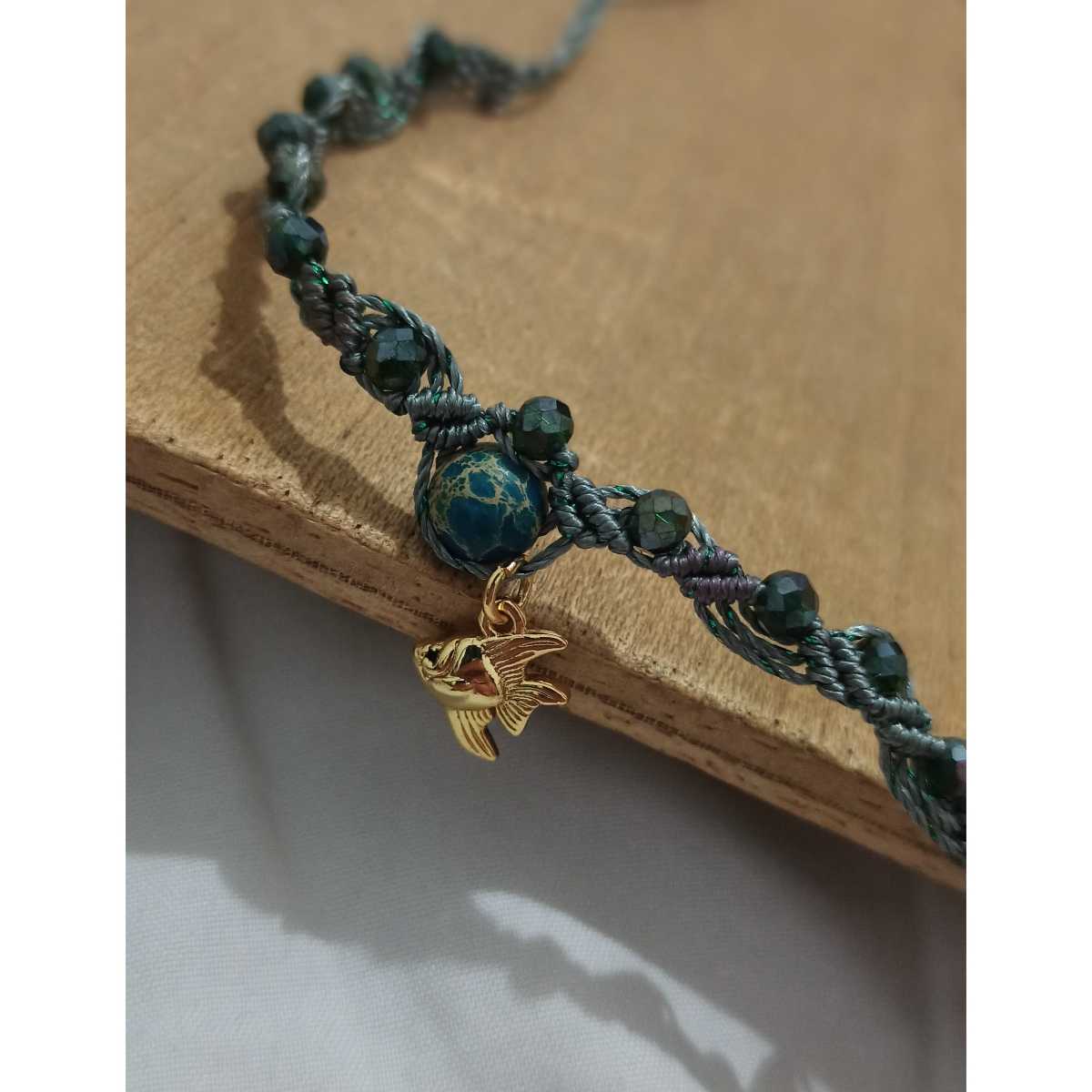 Collier/bracelet poisson unique pour sublimer votre style aquatique
