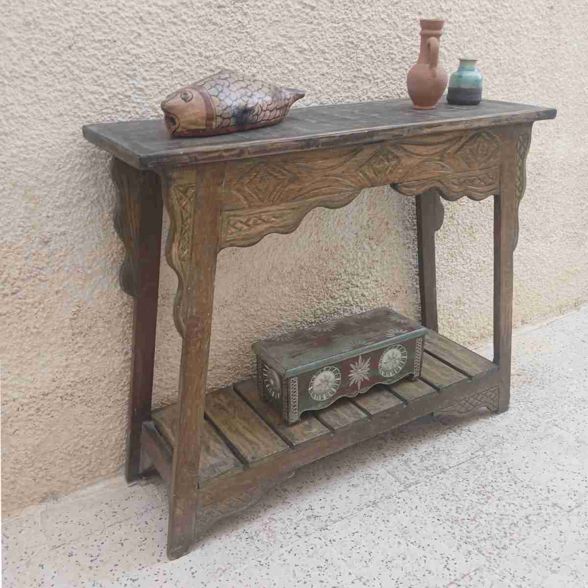 Console bois élégante pour un intérieur raffiné et chaleureux