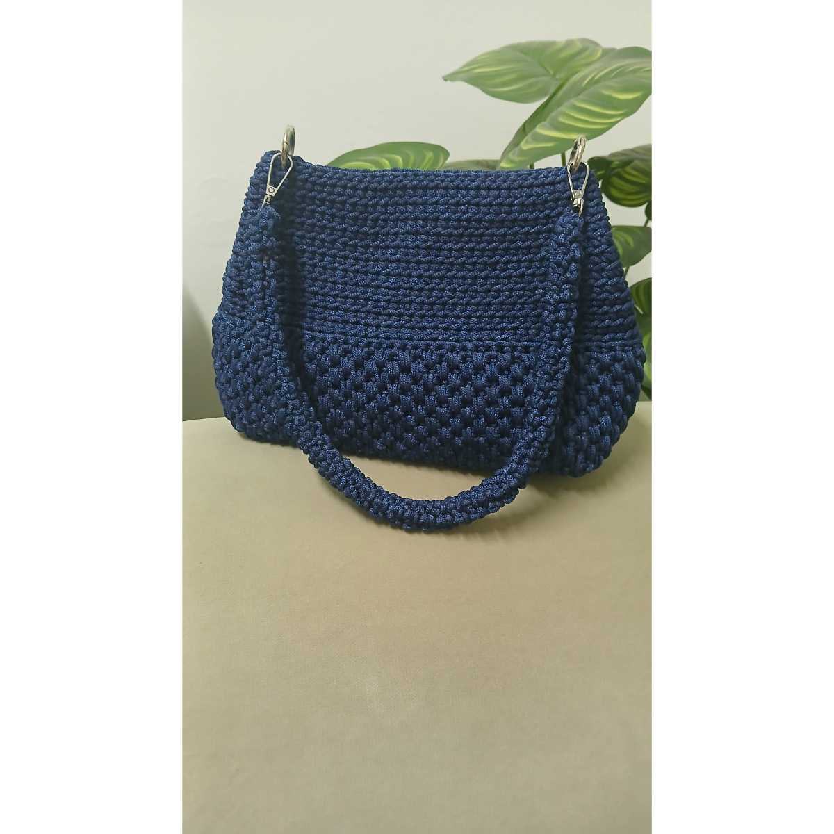 sac en crochet Bella le must have pour un style unique