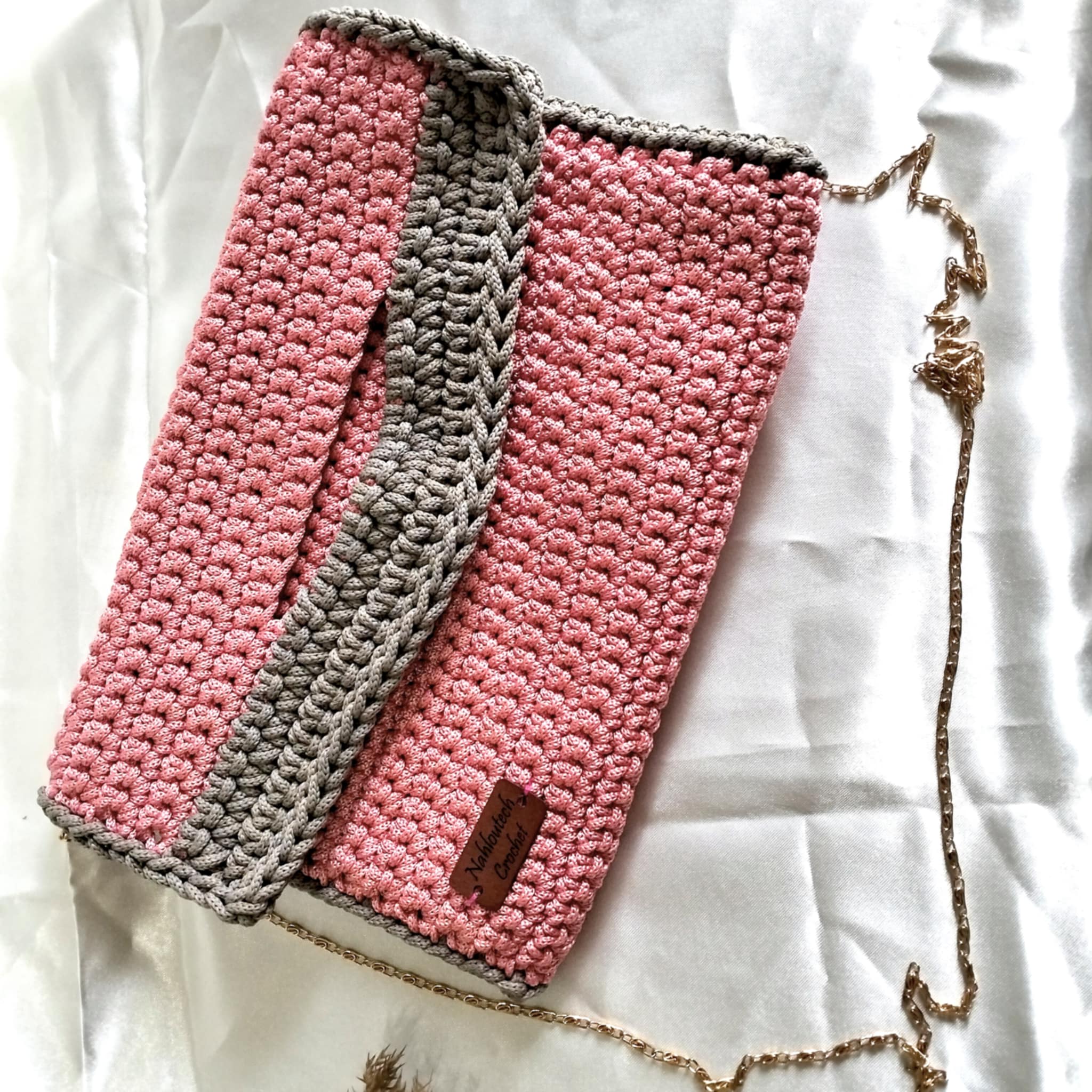 SAC au crochet rose avec touche gris fait à main très chic pour femme : fil macramé selsla