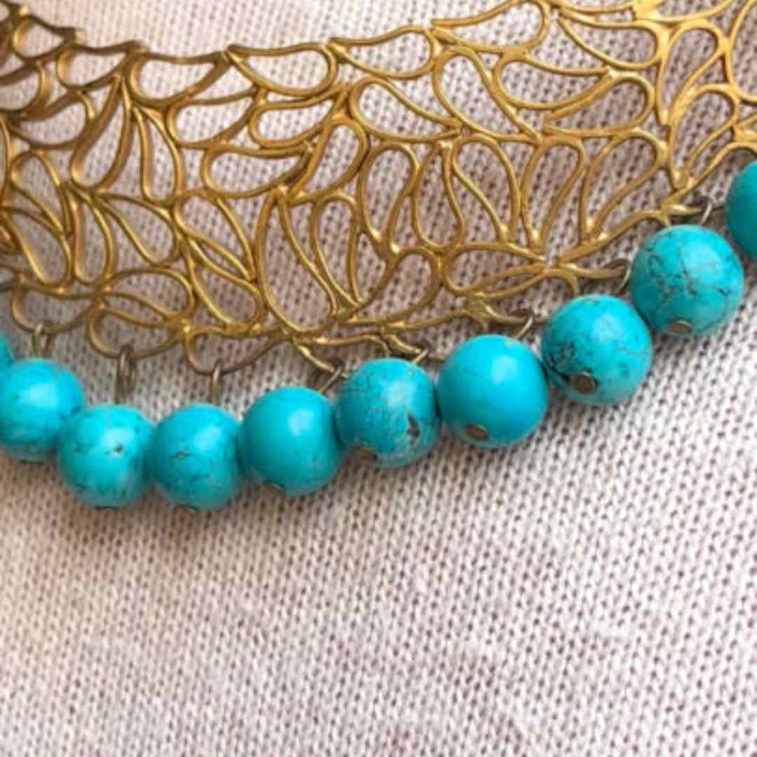 Collier en Cuivre avec Perles Turquoises - Bijou en perles élégant unique pour Femme