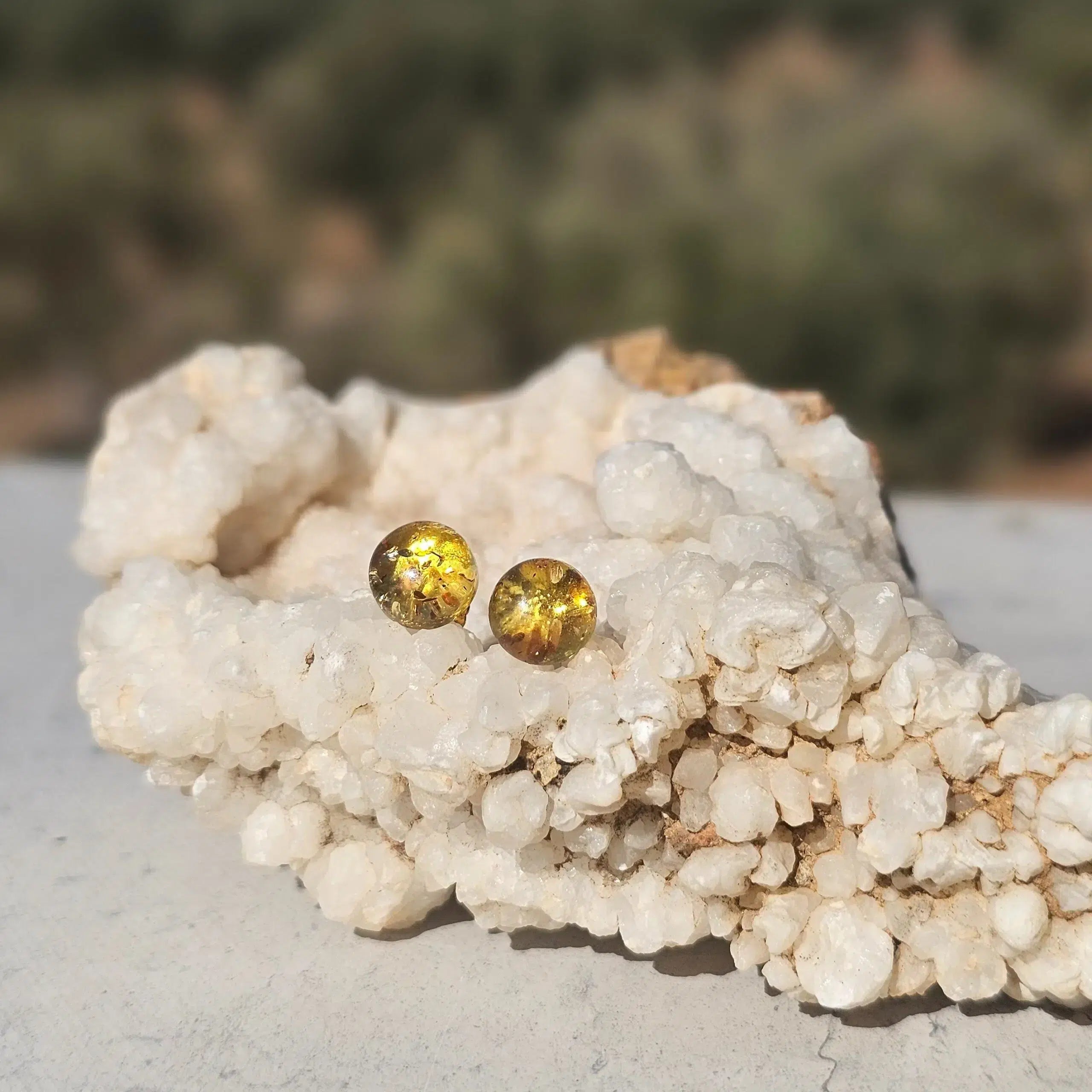 Boucles d'Oreilles Éclat d'Ambre Jaune - Luxe Minimaliste