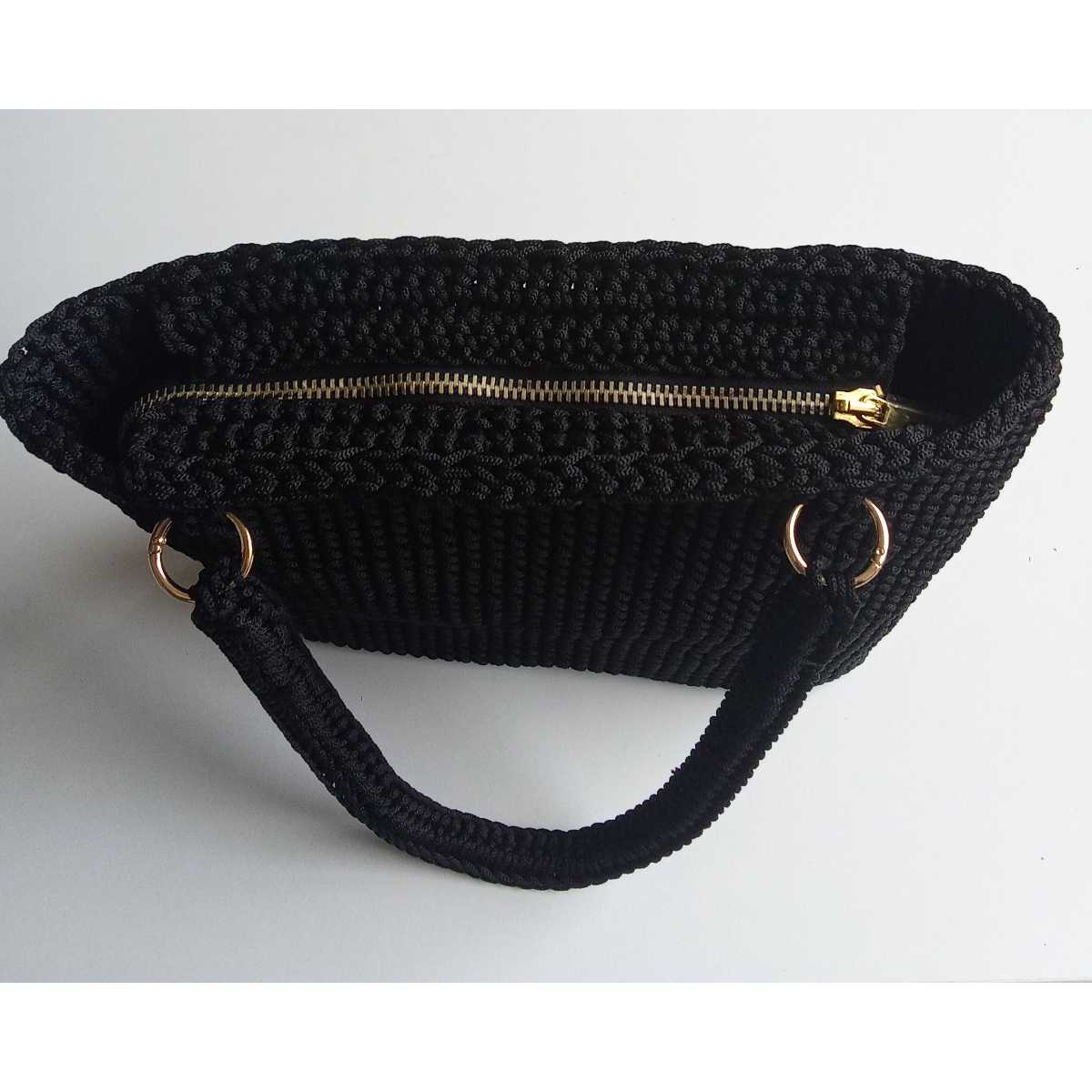 Sac en crochet chic et exclusif pour un style unique