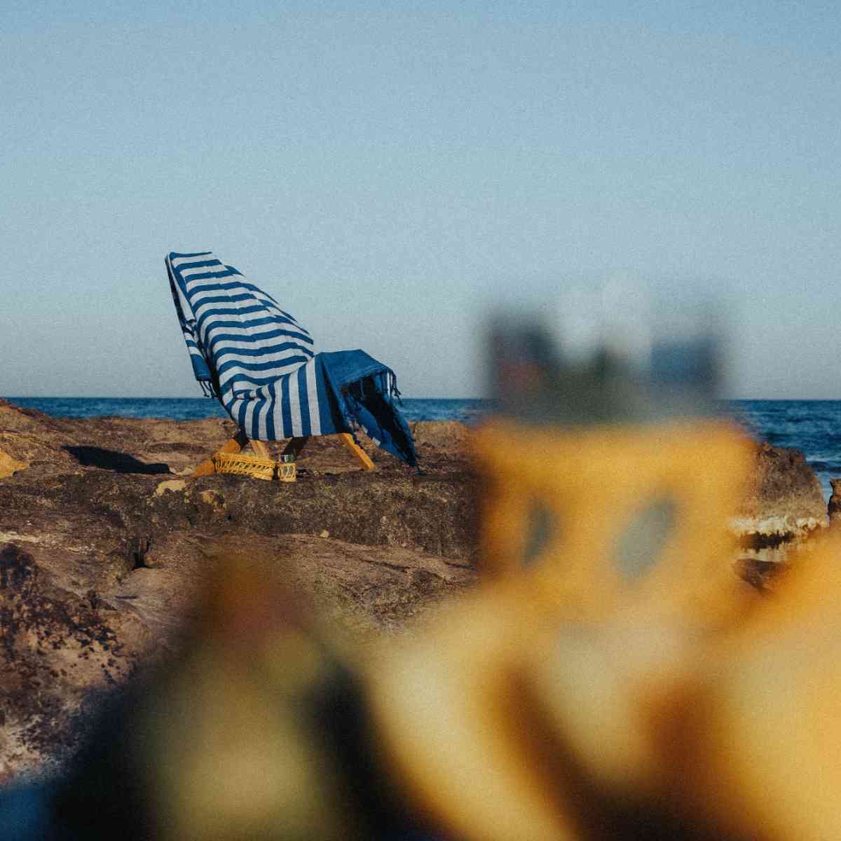 Fouta bleue rayée