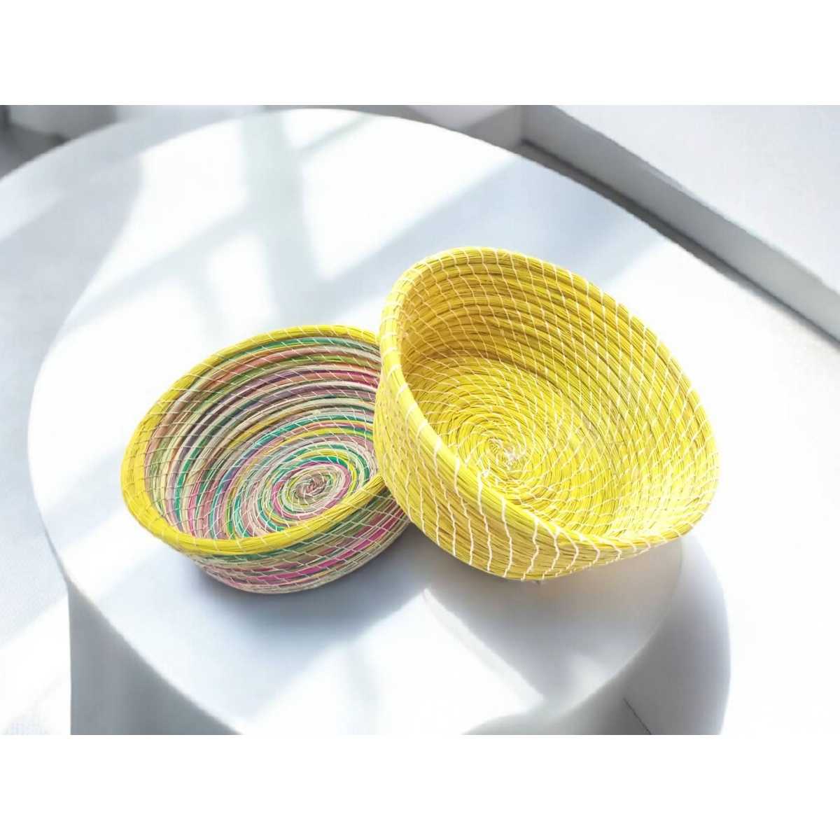 Panier tissé naturel multicolore