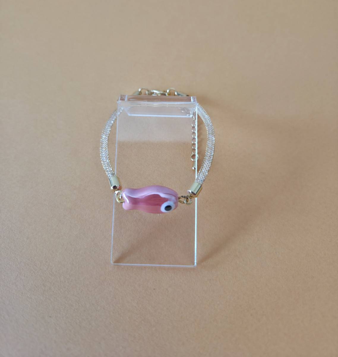 Bracelet poisson élégant pour un look unique et captivant
