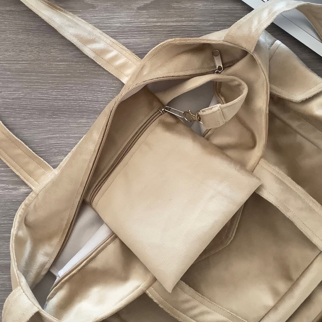 Grand Sac Beige en Daim avec 3 Poches Pratiques