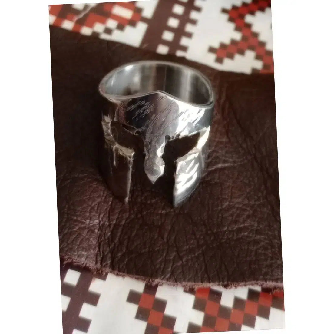 Bague inox Spartan 300 élégance et style irrésistible