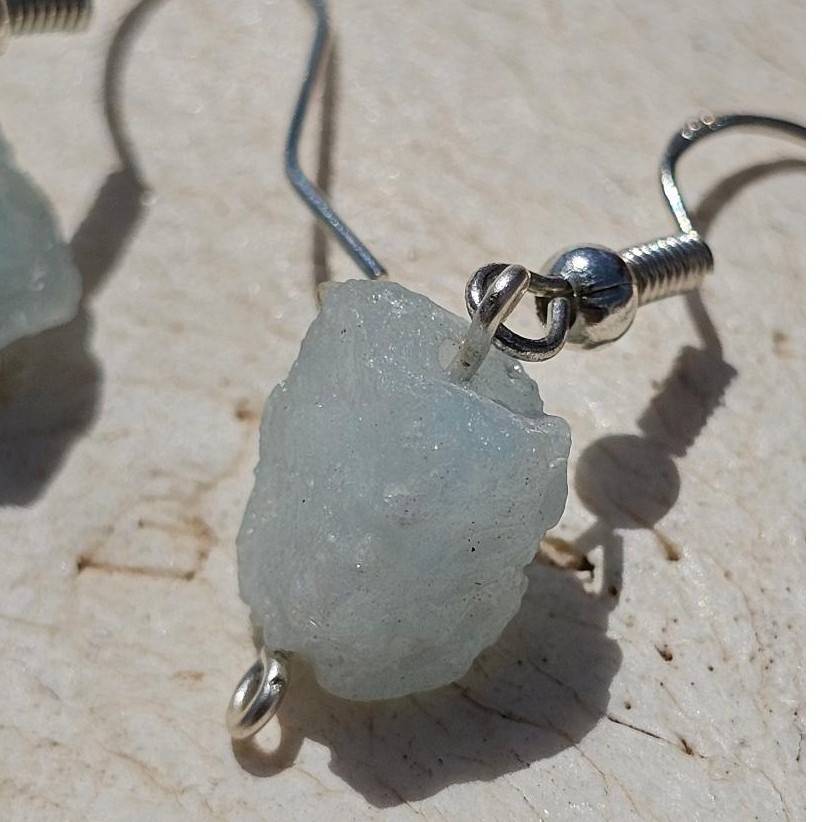 Boucles d'oreilles argent aigue marines brutes élégance unique