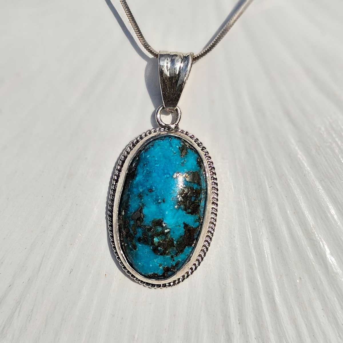 Collier turquoise naturel en argent 925 pour un style unique (40 cm)