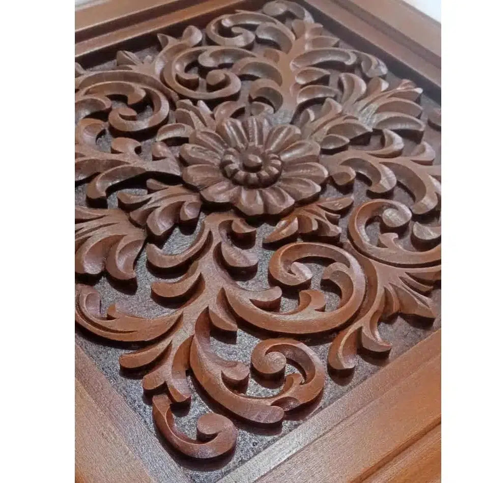 tableau en bois sculpté à la main pour une décoration unique