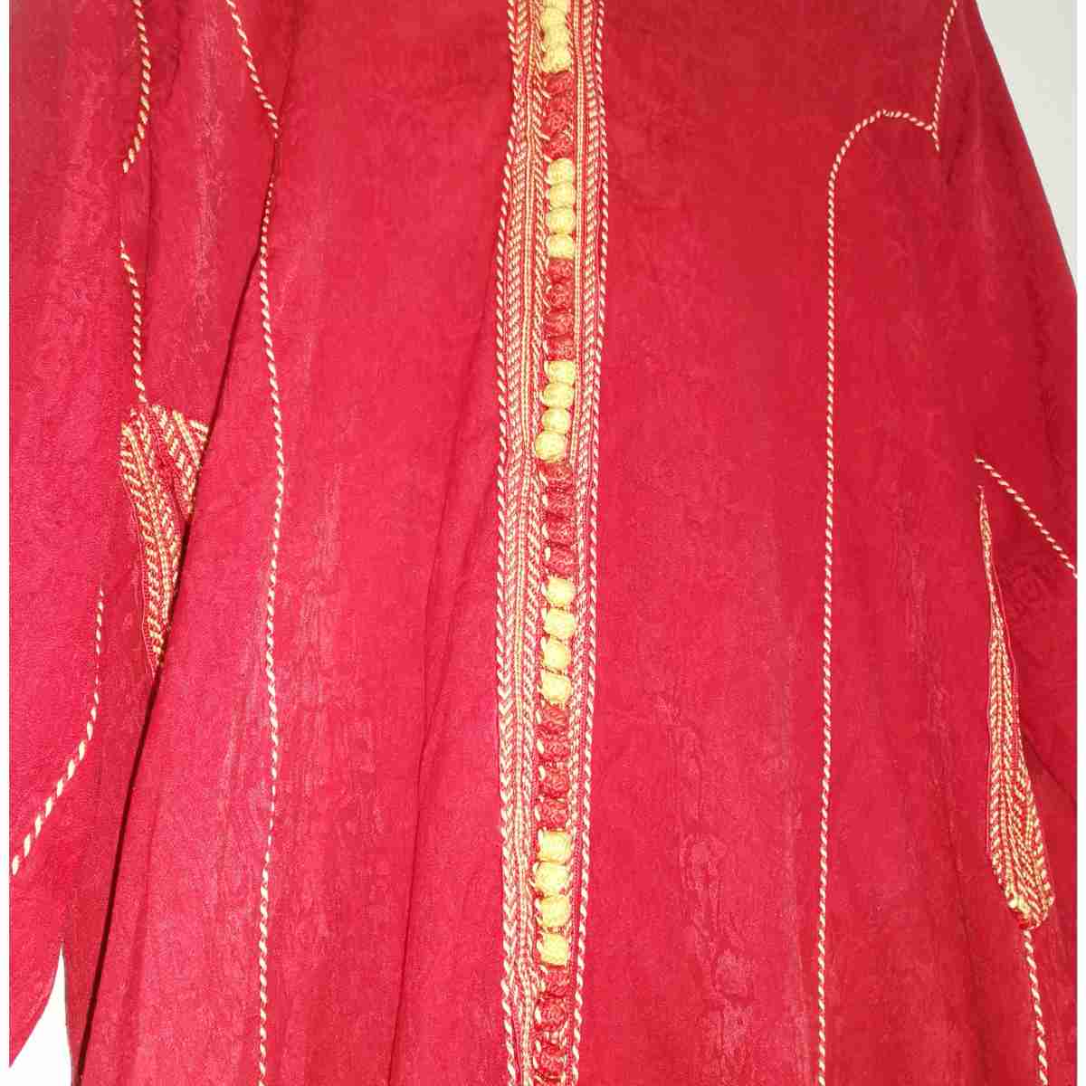 Robe marocaine rouge taille 38 40 élégance et tradition irrésistibles