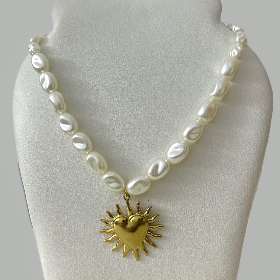 Collier Soleil dAmour éclatant pour un style chic et lumineux